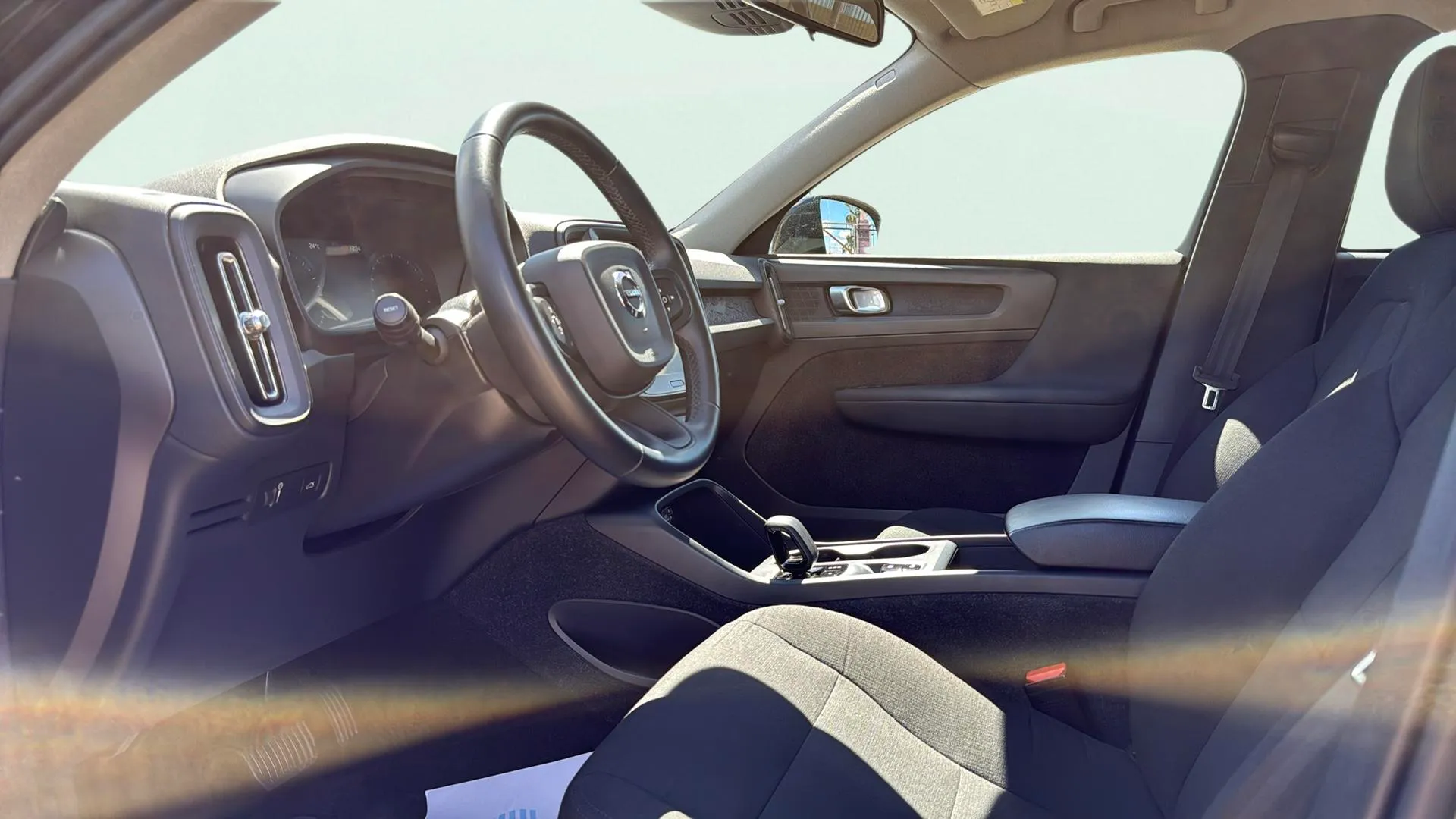 Volvo XC40 1.5 T2 Momentum Core - foto 10