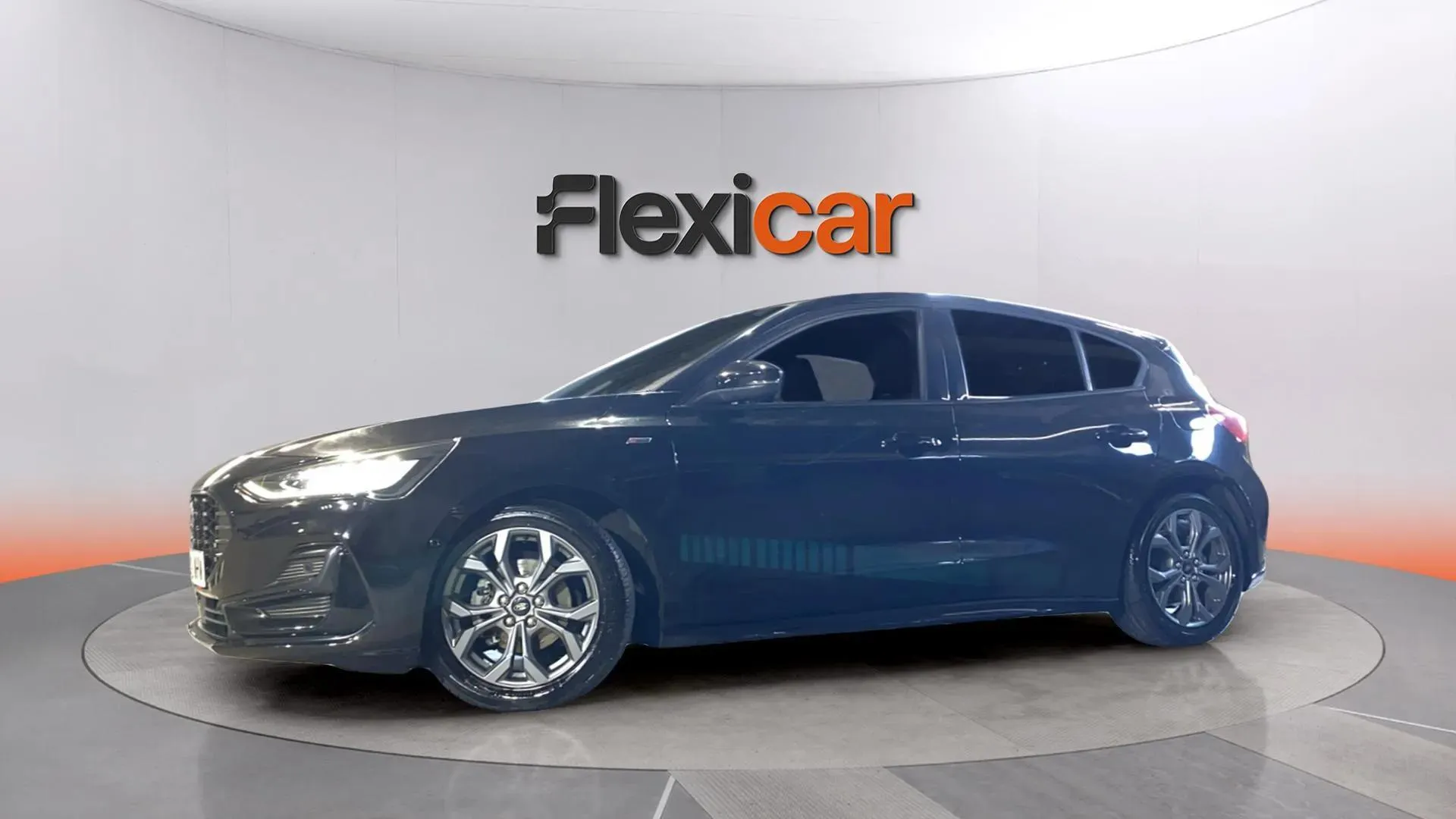 Ford Focus 1.0 EcoBoost MHEV ST-Line - foto 3