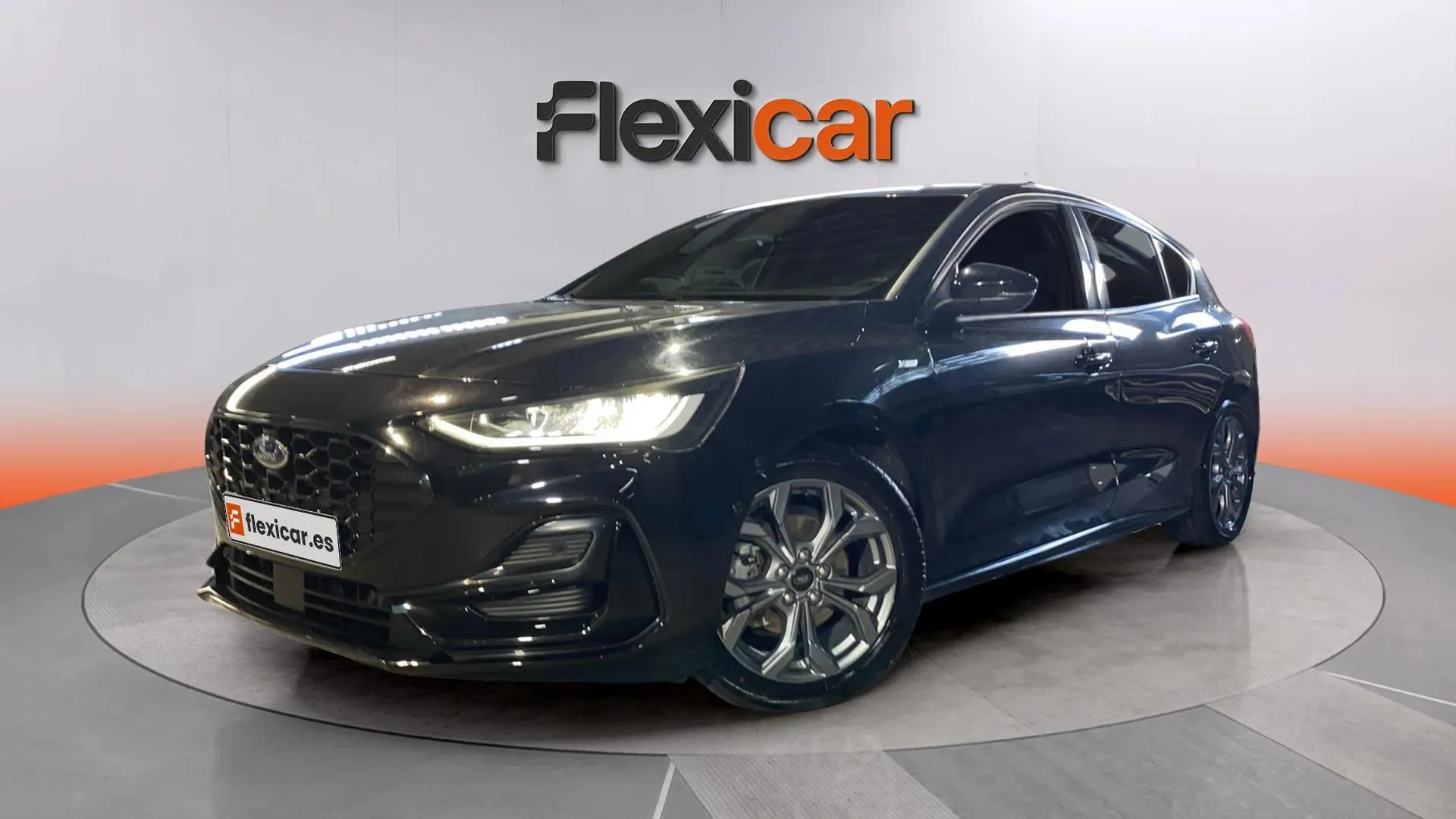 Ford Focus 1.0 EcoBoost MHEV ST-Line - foto 12