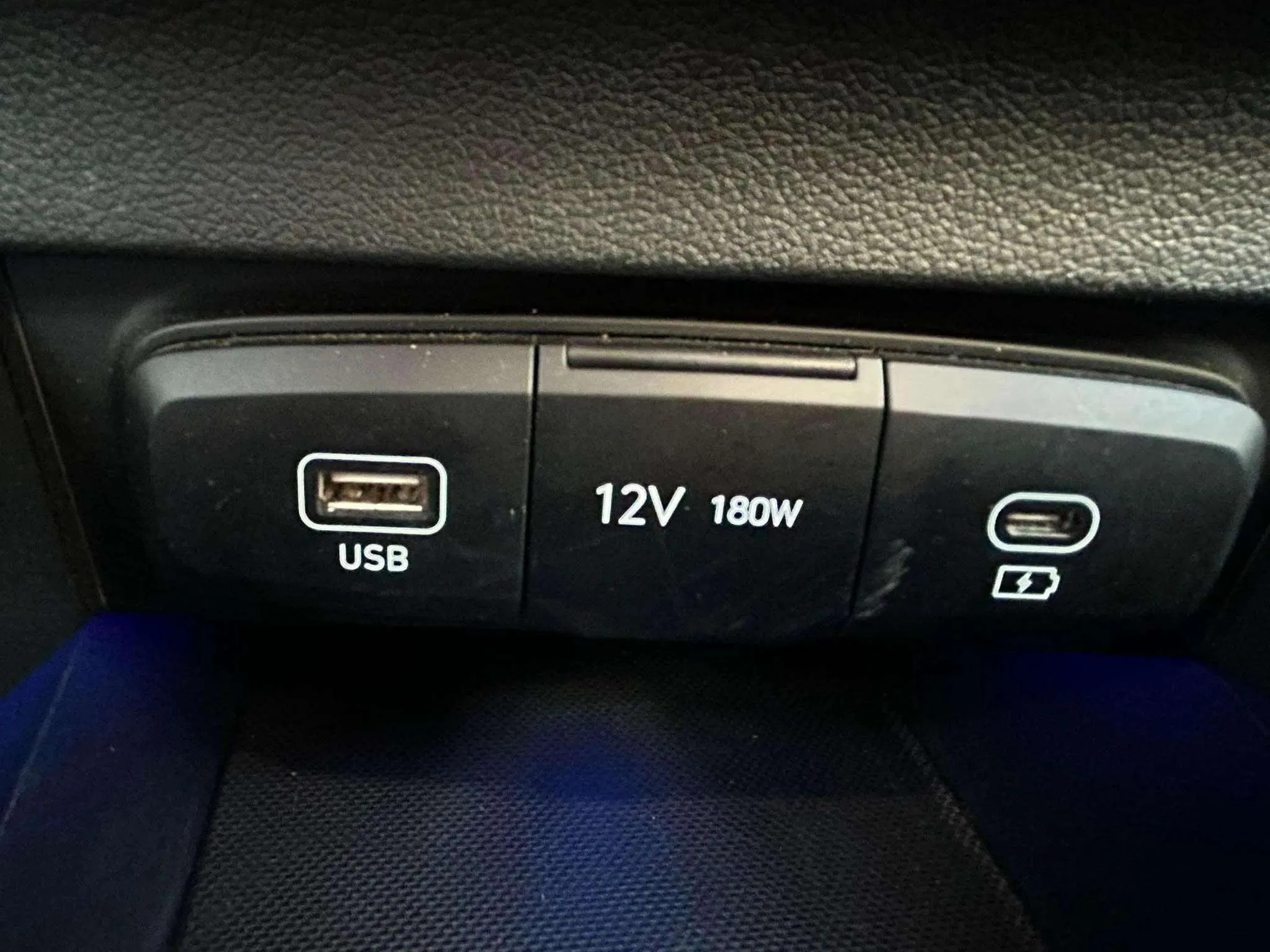 Hyundai Bayon 1.0 T-GDi 48V Maxx DCT - foto 19