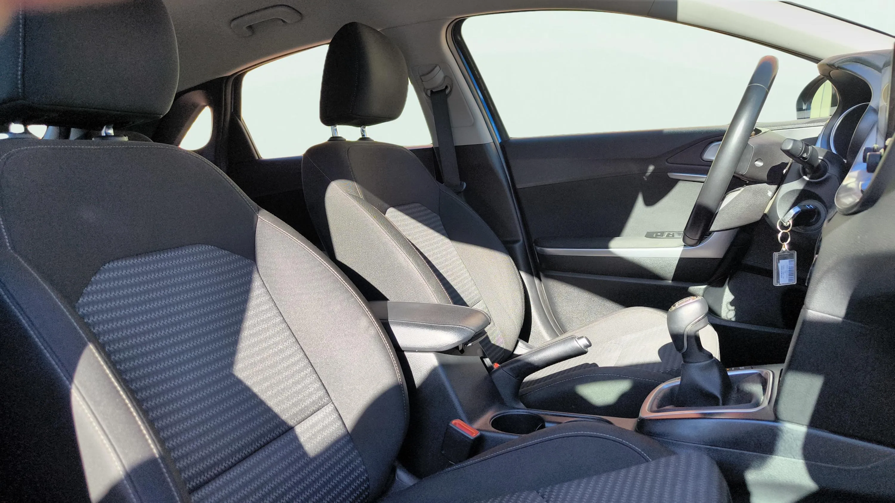 Kia Ceed 1.6 MHEV iMT Drive - foto 14