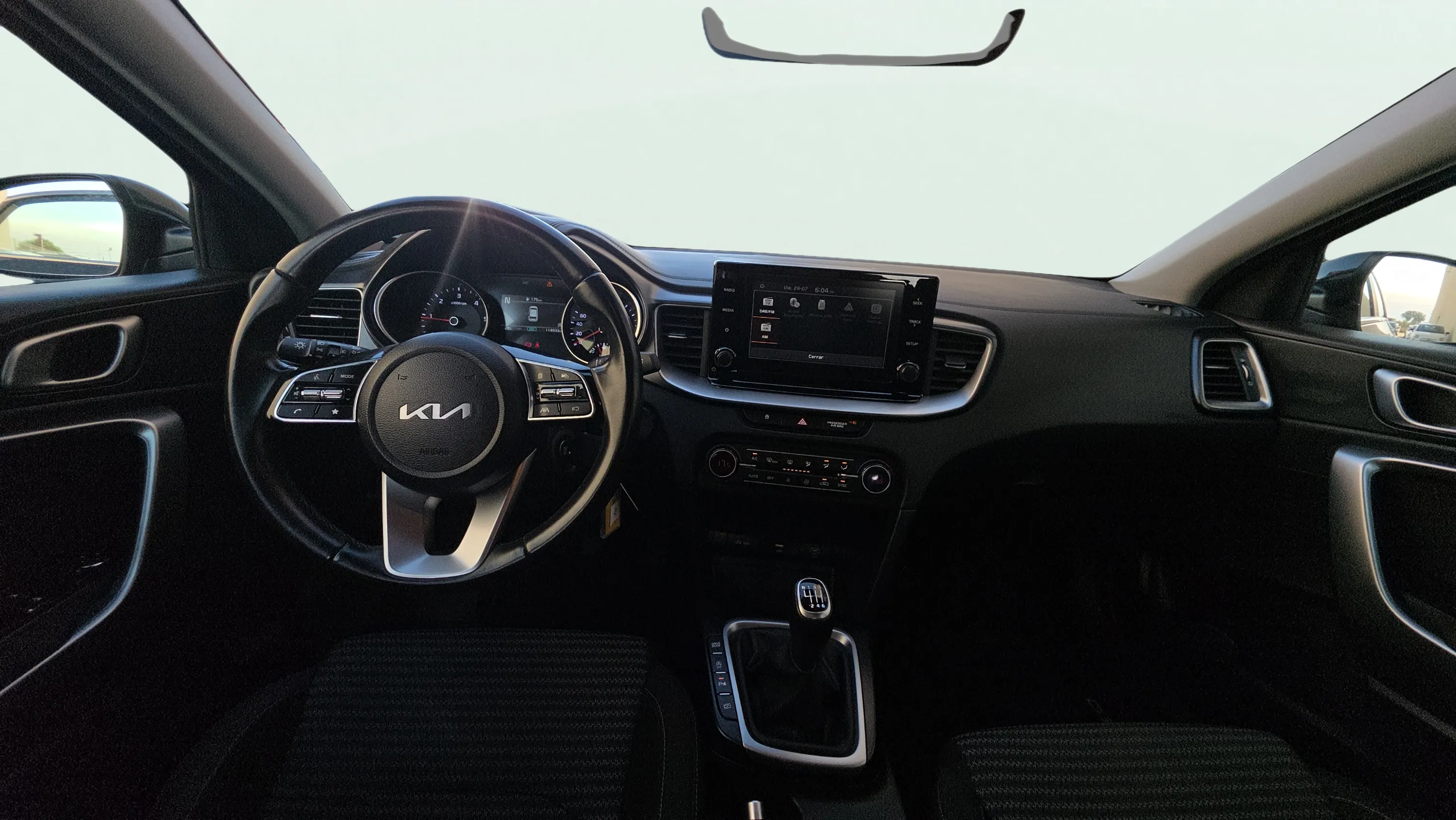 Kia Ceed 1.6 MHEV iMT Drive - foto 9