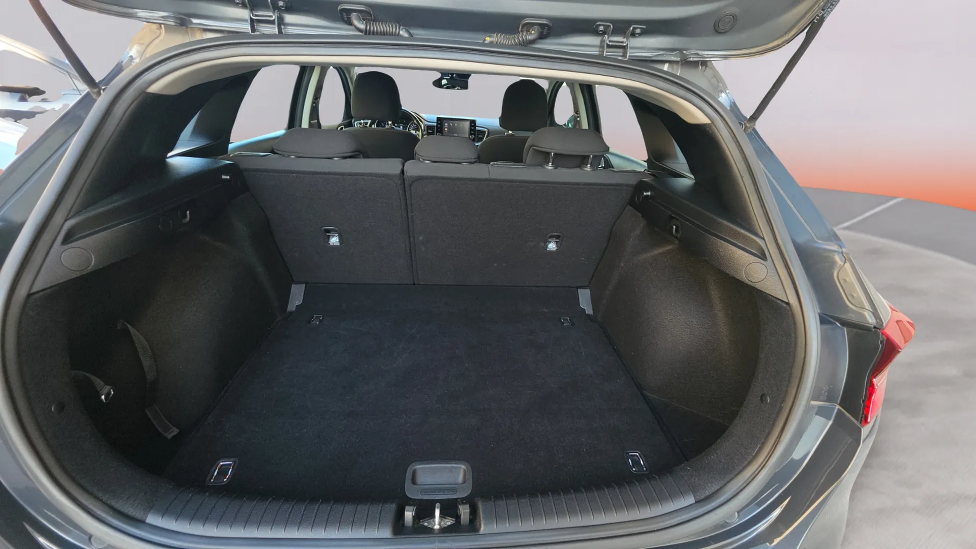 Kia Ceed 1.6 MHEV iMT Drive - foto 16