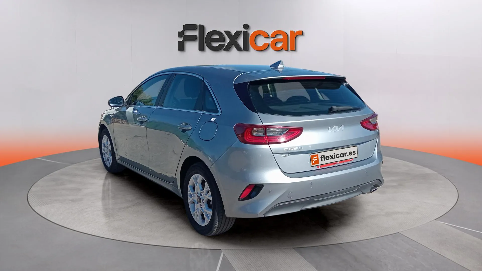 Kia Ceed 1.6 MHEV iMT Drive - foto 8