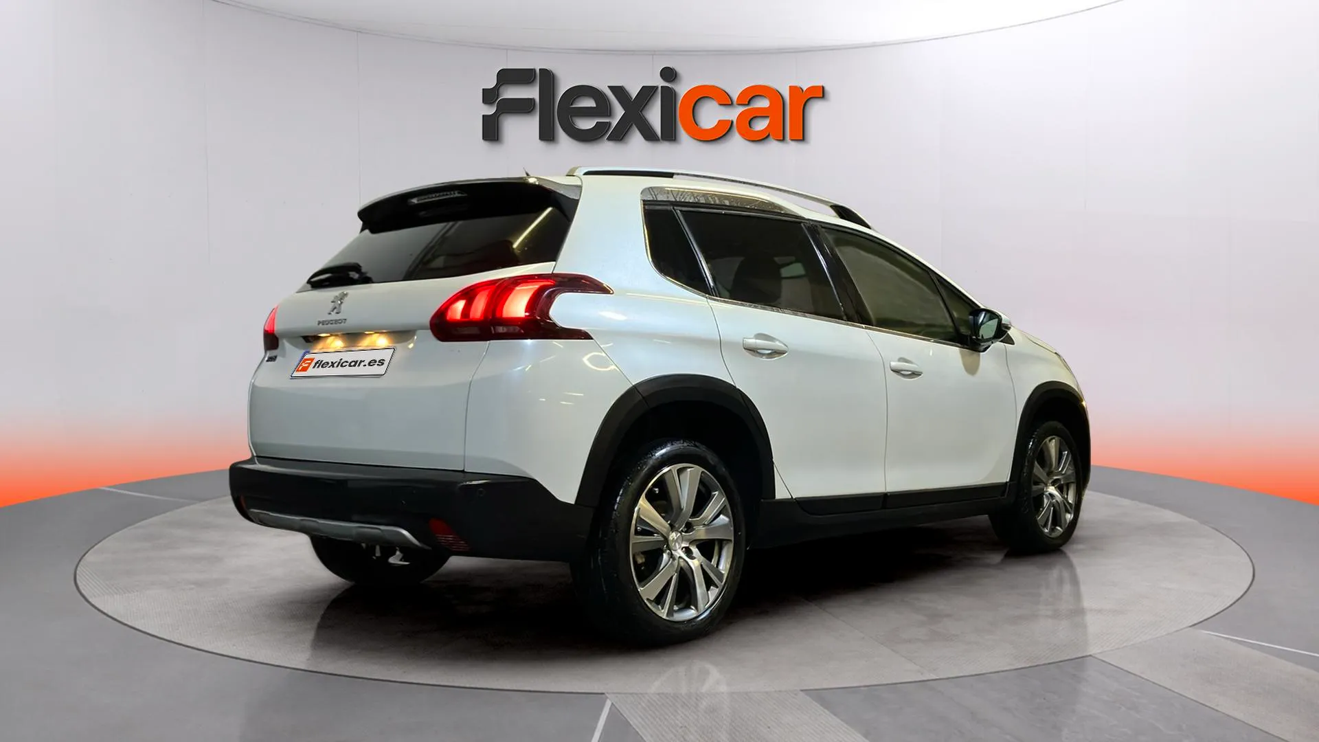 Peugeot 2008 Allure 1.2 PureTech - foto 4