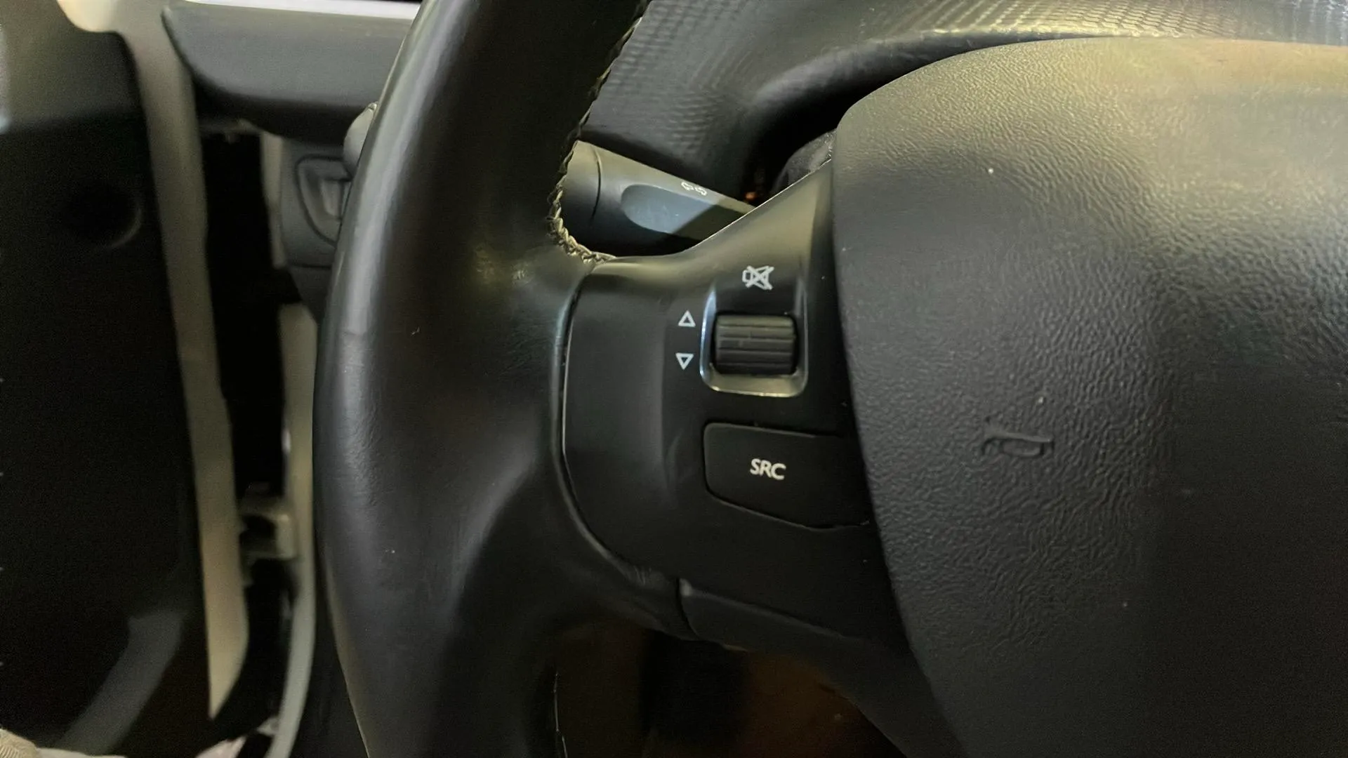 Peugeot 2008 Allure 1.2 PureTech - foto 14