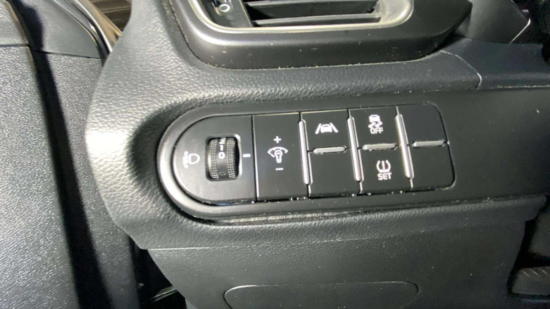 Kia Ceed 1.6 MHEV iMT Drive - foto 26