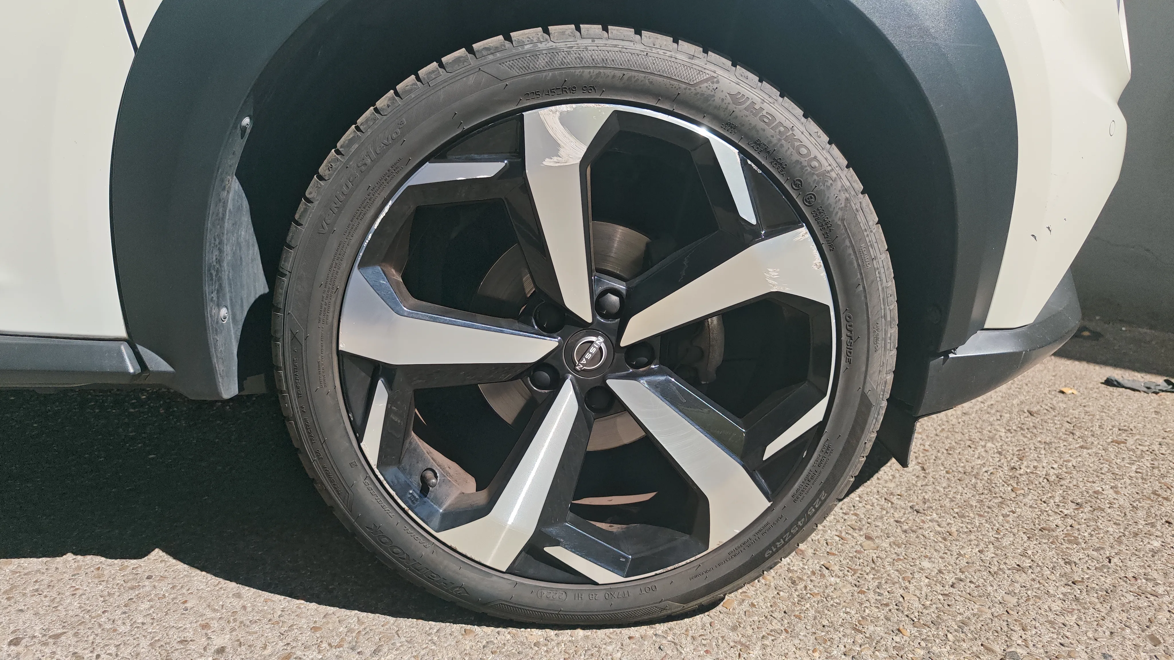 Nissan Juke DIG-T Tekna - foto 14
