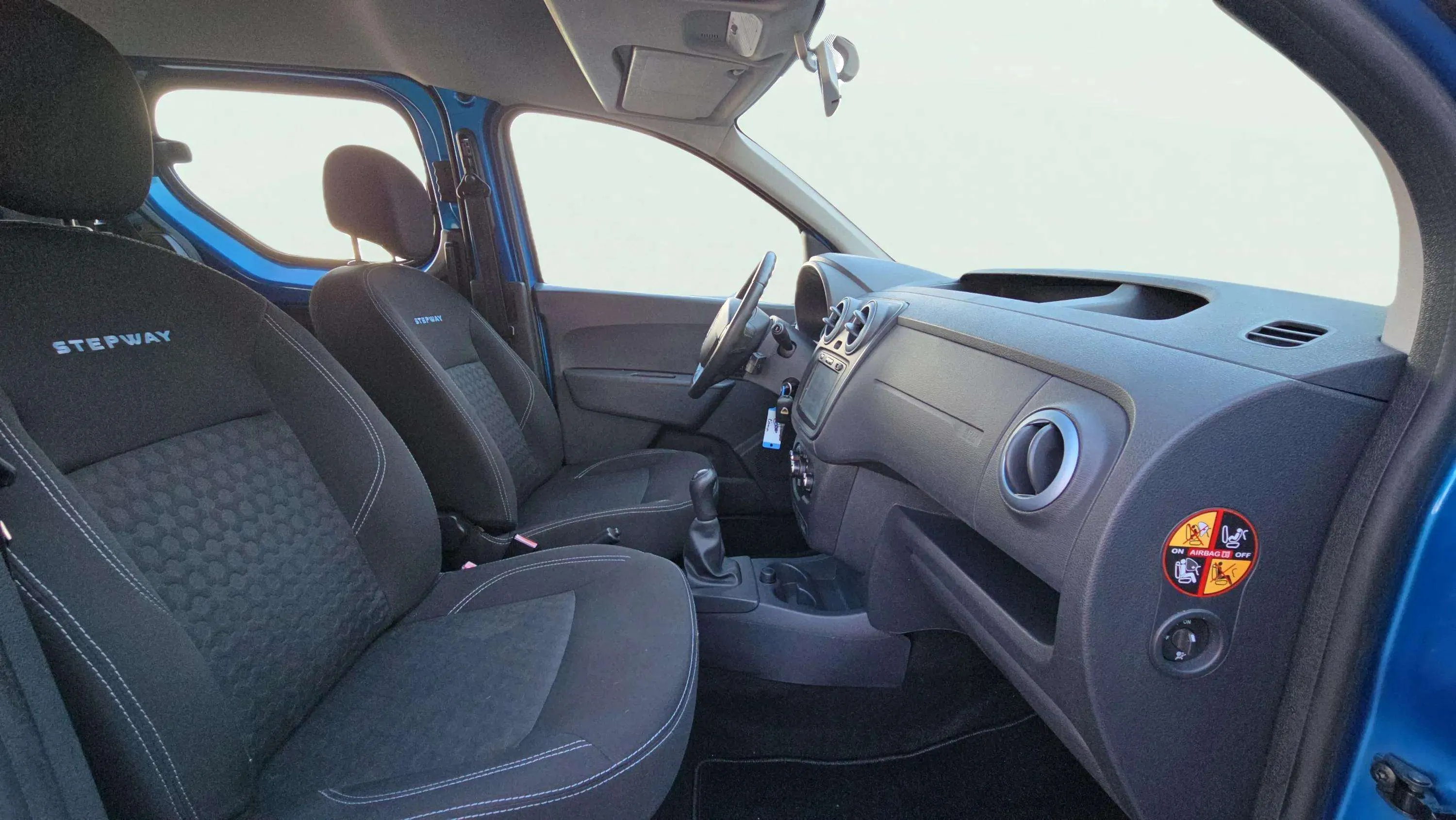 Dacia Dokker Stepway Essential 1.2 TCe GPF - foto 18