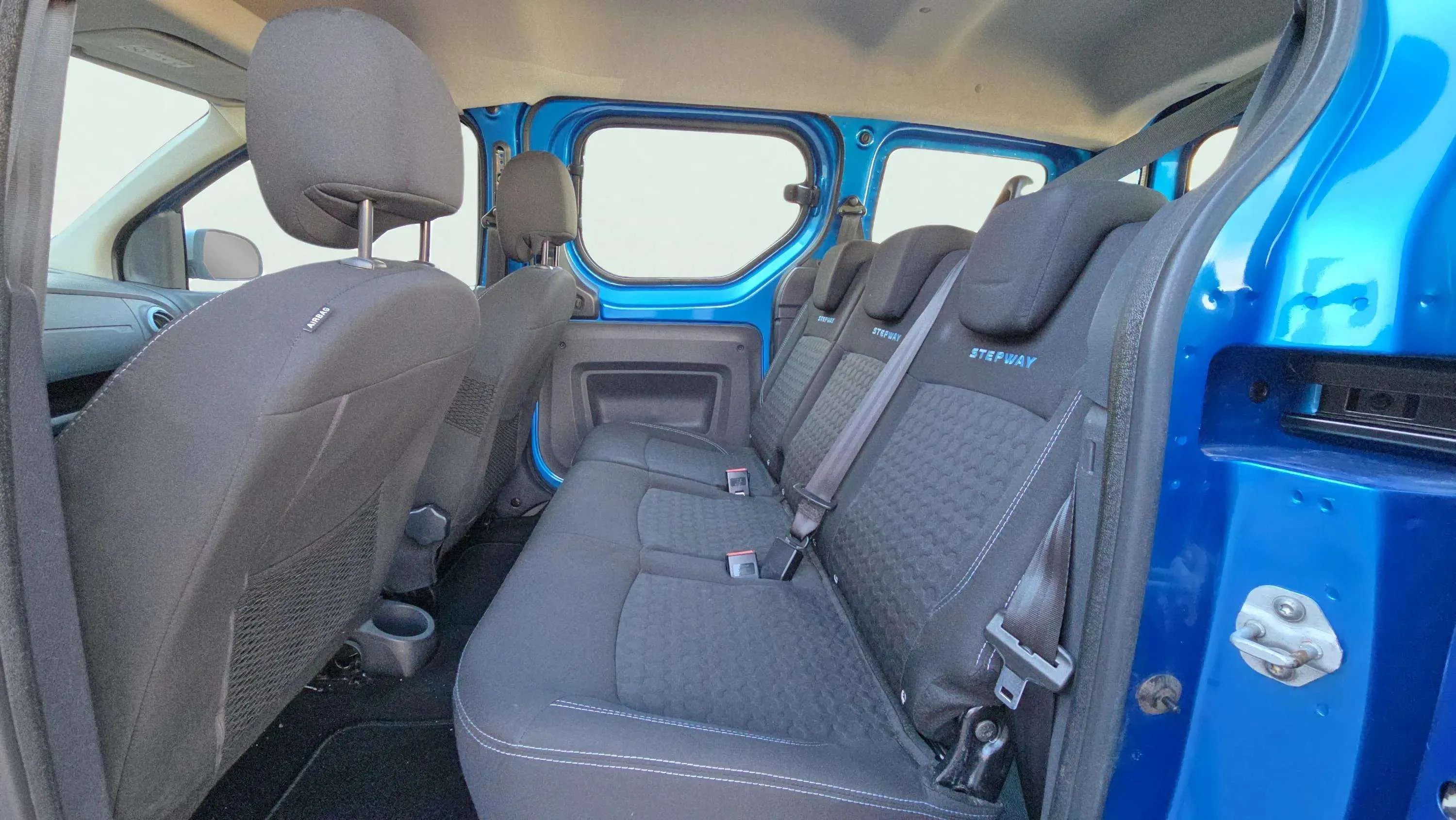 Dacia Dokker Stepway Essential 1.2 TCe GPF - foto 16
