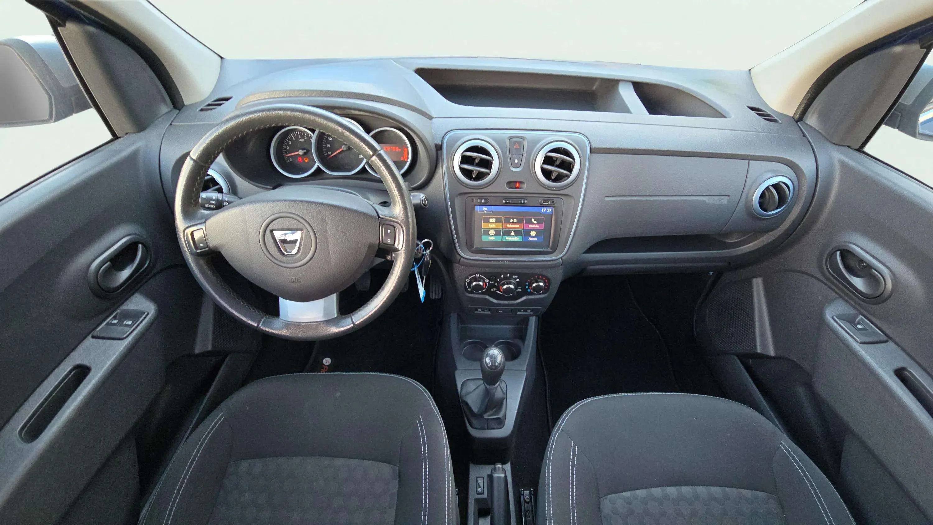 Dacia Dokker Stepway Essential 1.2 TCe GPF - foto 11