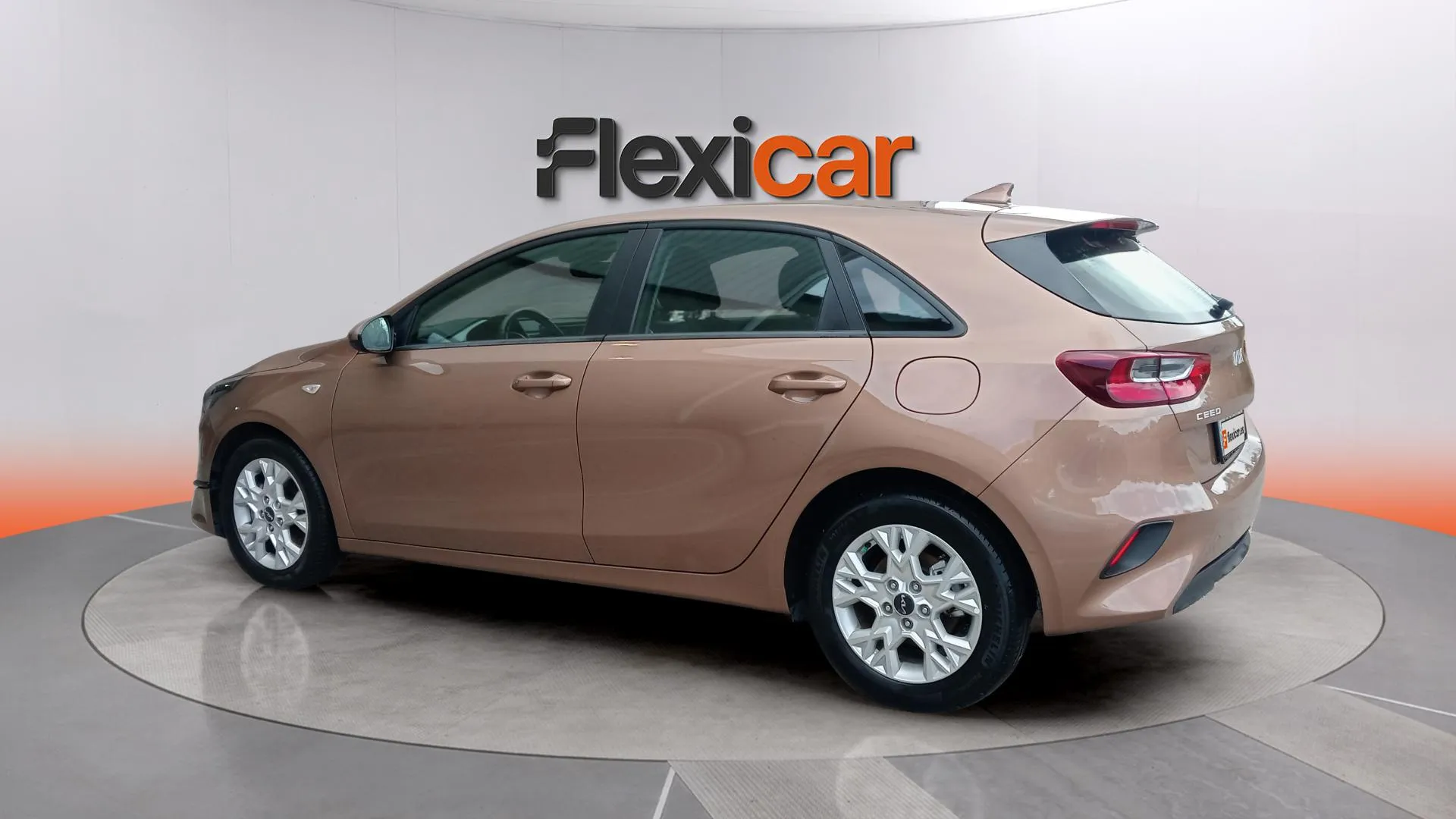 Kia Ceed 1.0 T-GDi Concept - foto 7