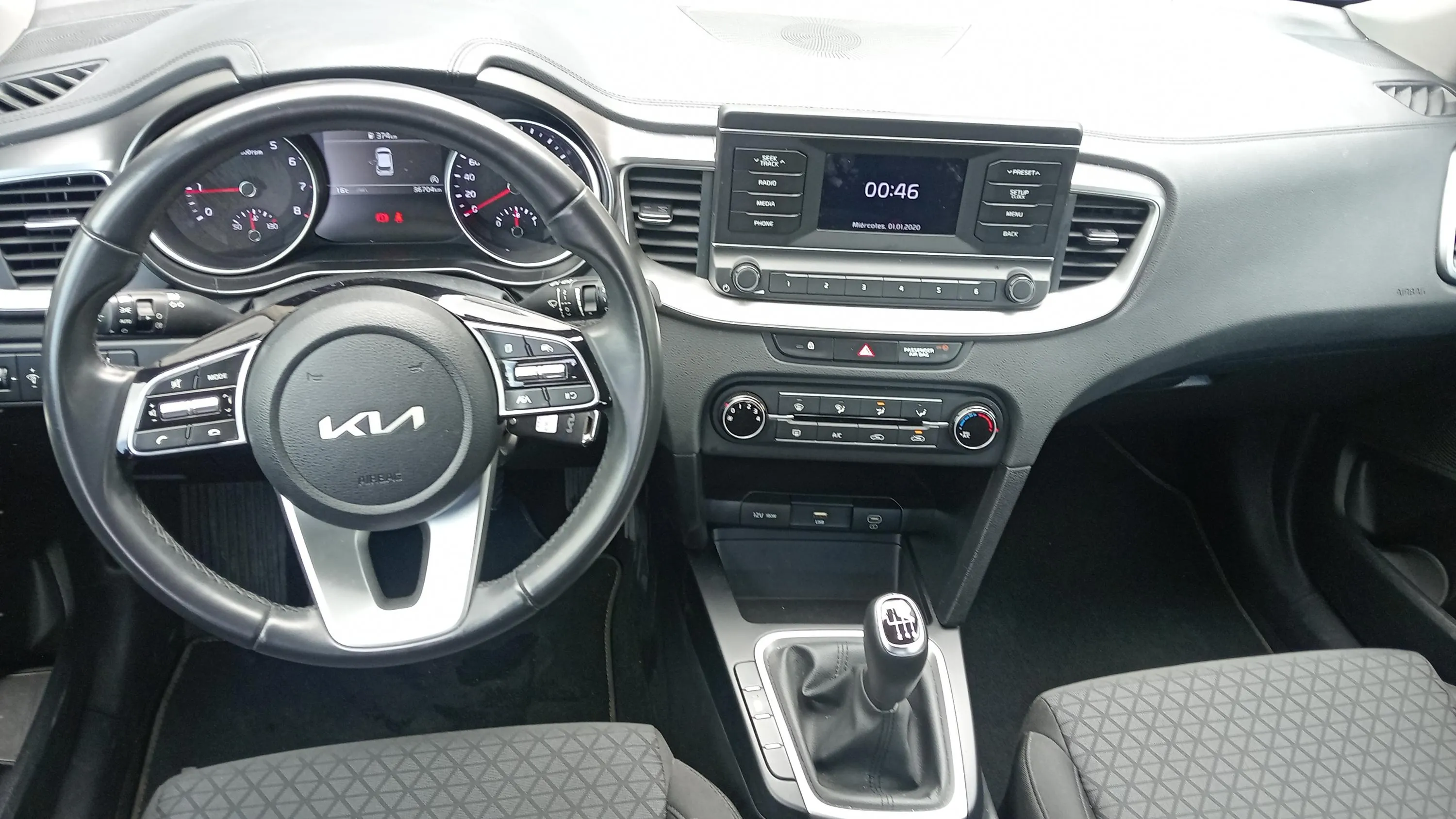 Kia Ceed 1.0 T-GDi Concept - foto 15