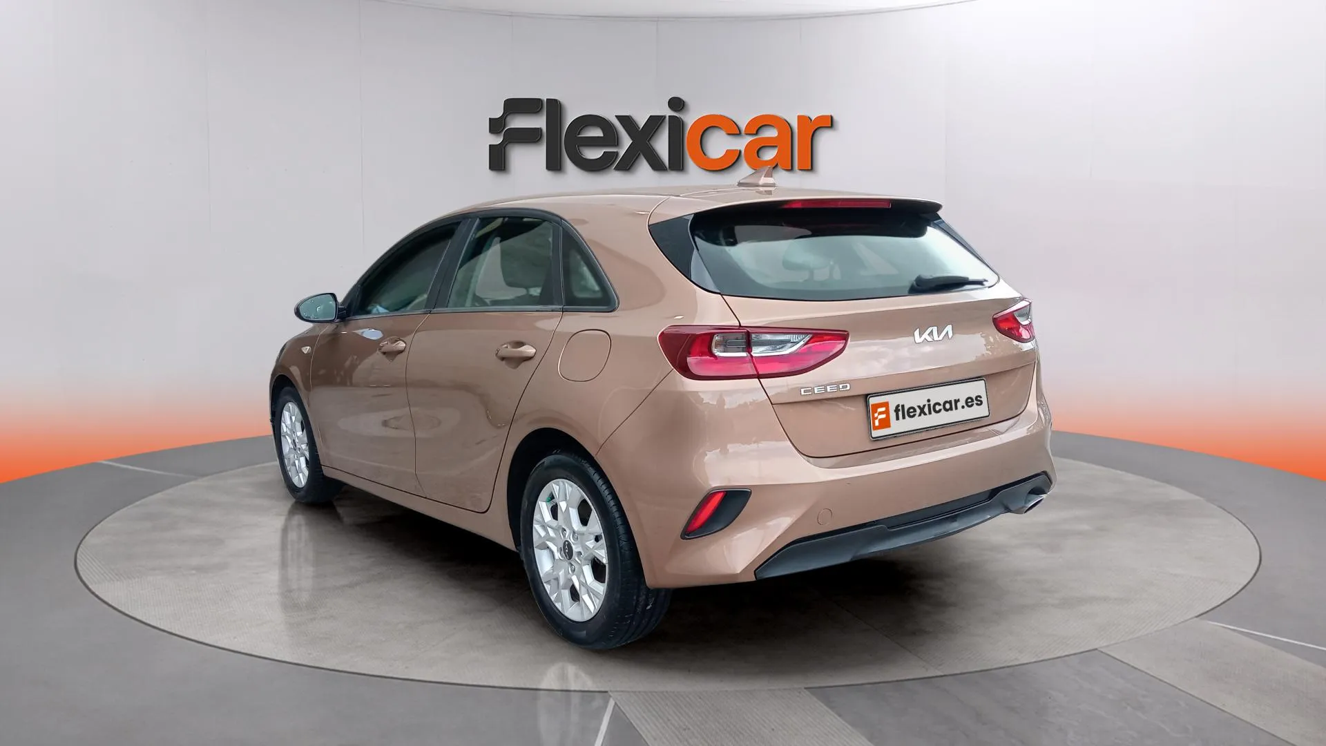 Kia Ceed 1.0 T-GDi Concept - foto 11