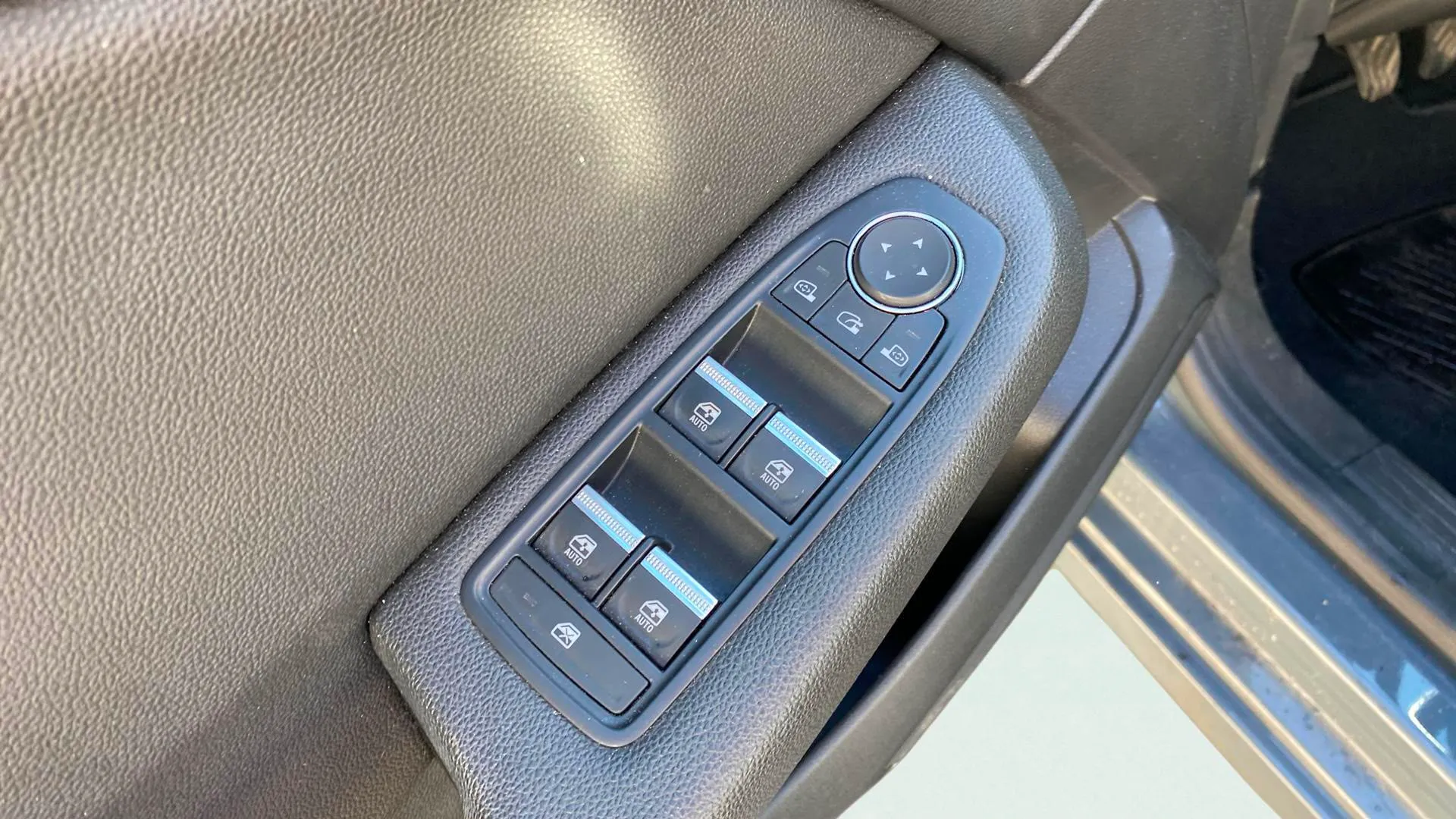Renault Clio Zen Blue dCi - foto 17