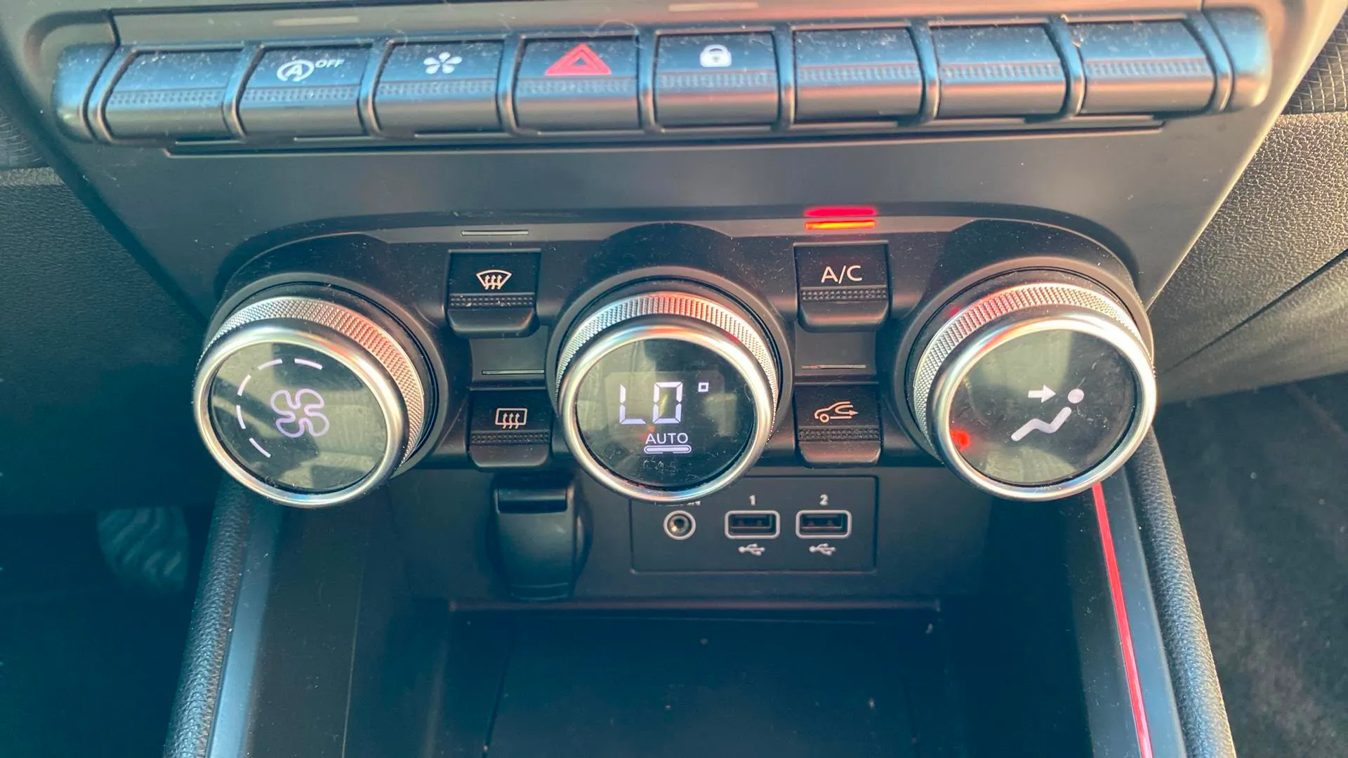 Renault Clio Zen Blue dCi - foto 15