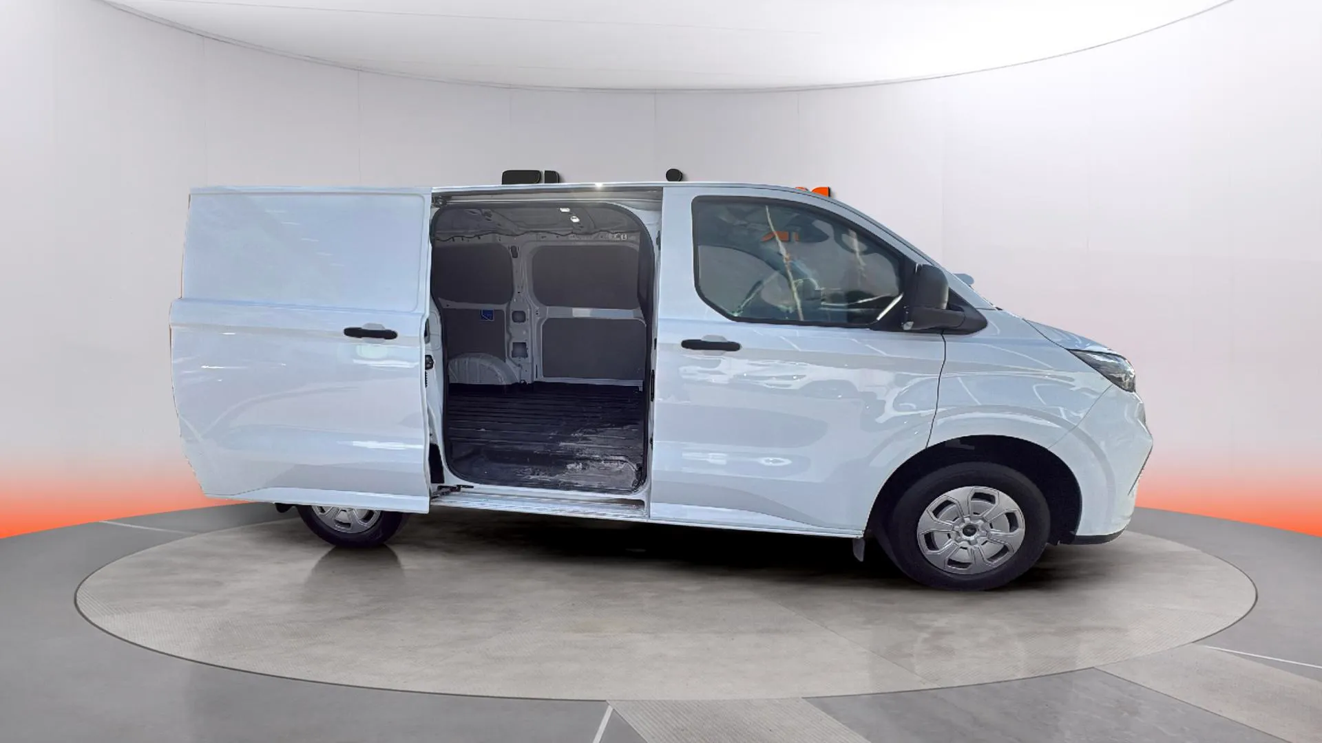 Ford Tourneo Custom 2.0 EcoBlue L1 Trend - foto 17