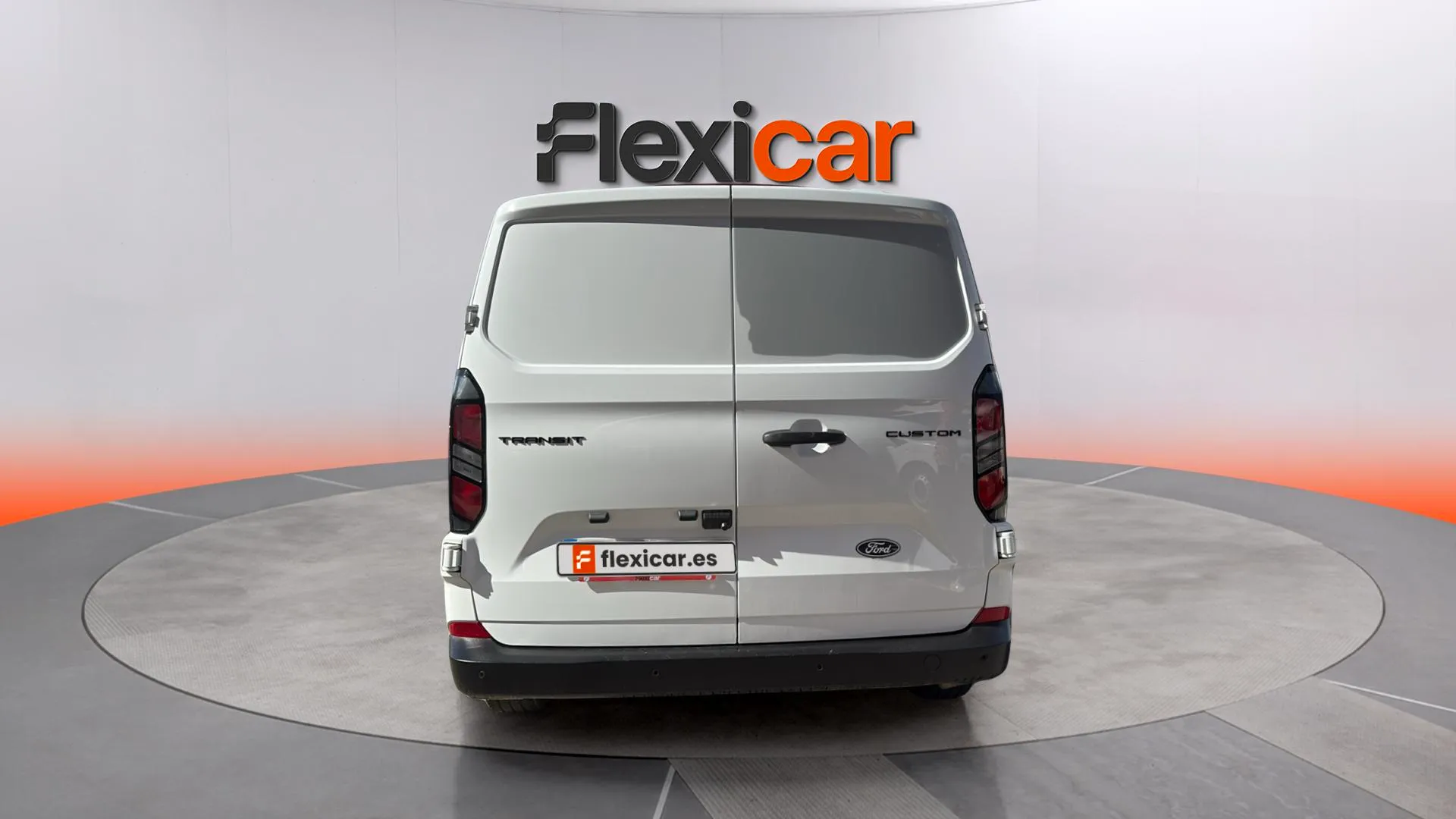 Ford Tourneo Custom 2.0 EcoBlue L1 Trend - foto 4