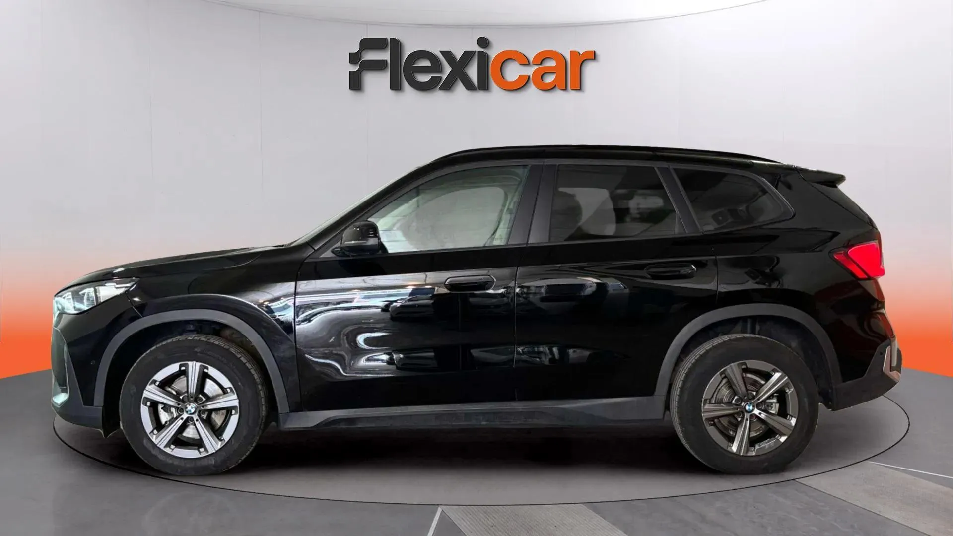 BMW X1 sDrive18d - foto 7