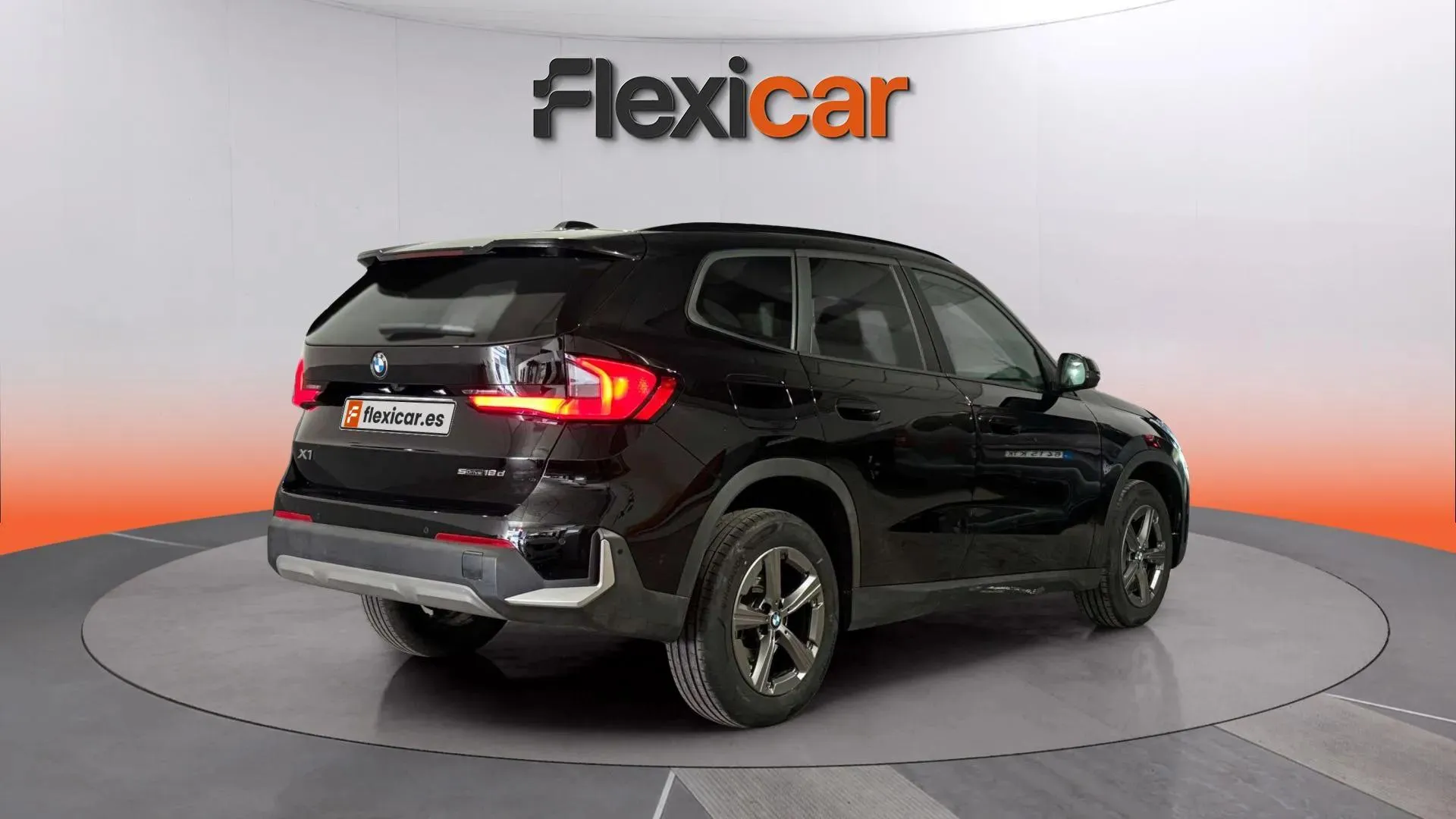 BMW X1 sDrive18d - foto 4