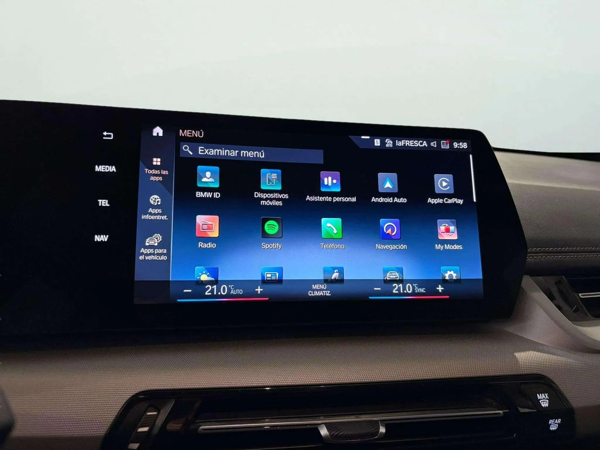 BMW X1 sDrive18d - foto 17