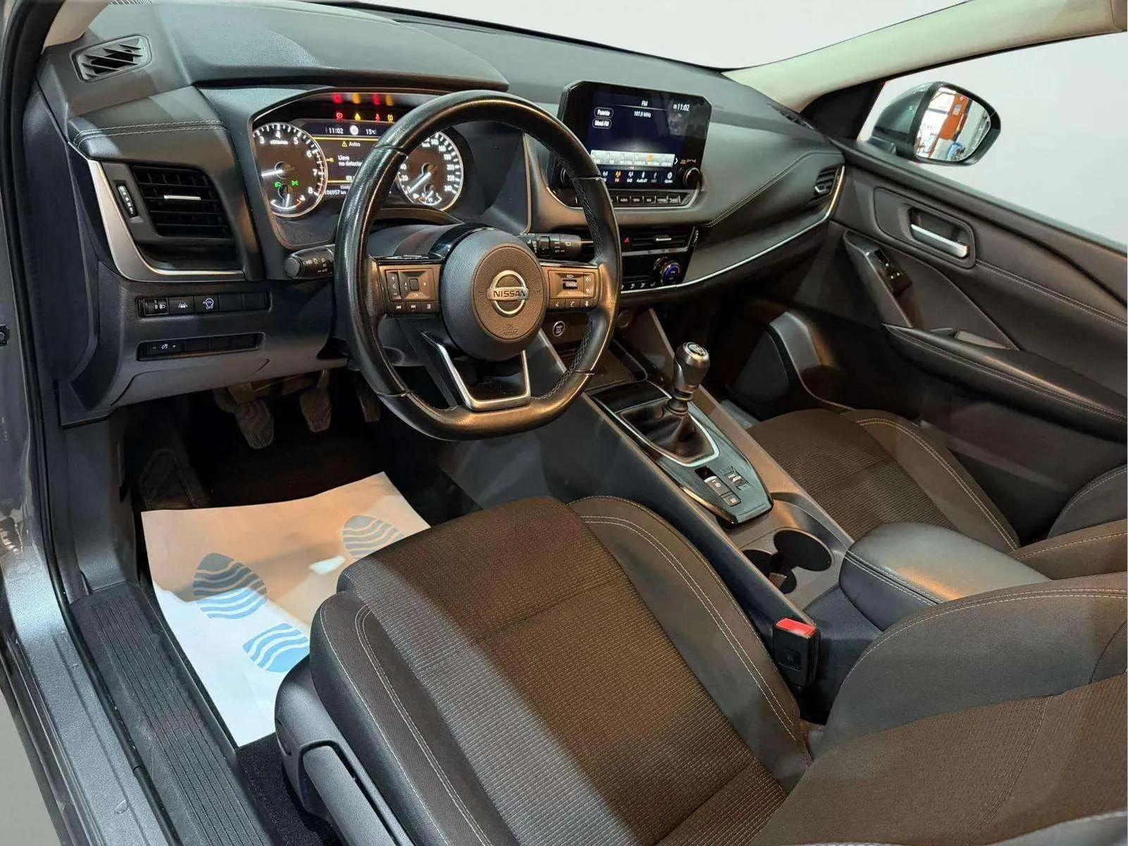 Nissan Qashqai DIG-T mHEV 4x2 Acenta - foto 8