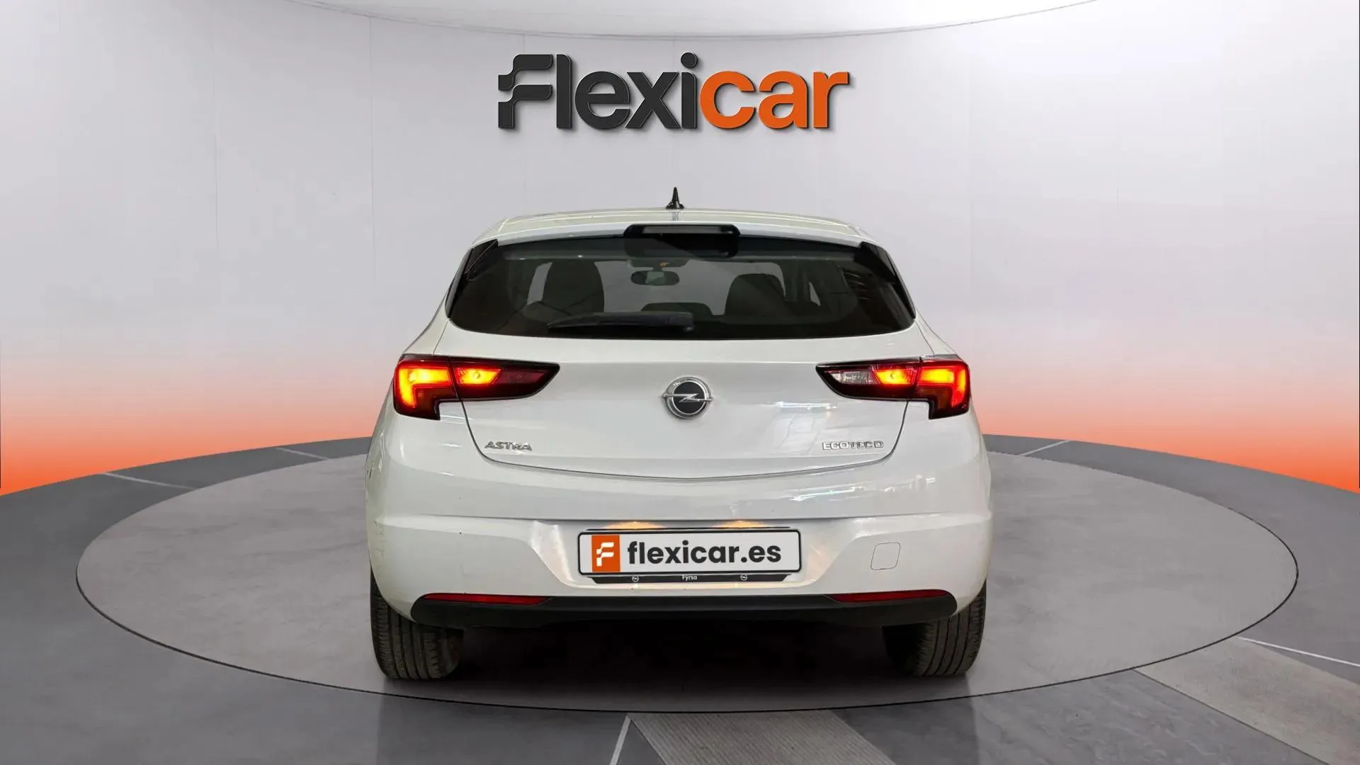 Opel Astra 1.6 CDTi Selective - foto 4