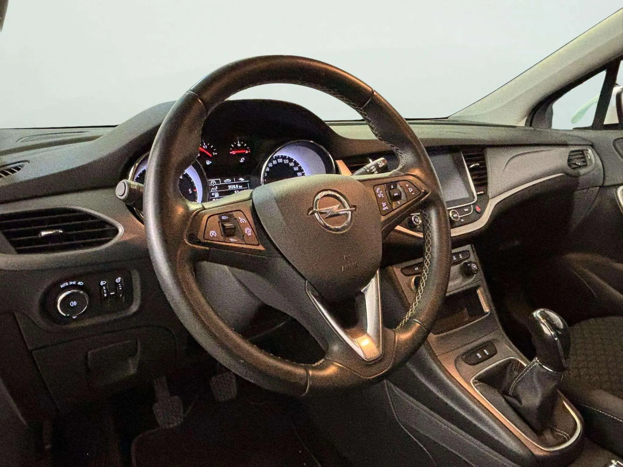 Opel Astra 1.6 CDTi Selective - foto 5