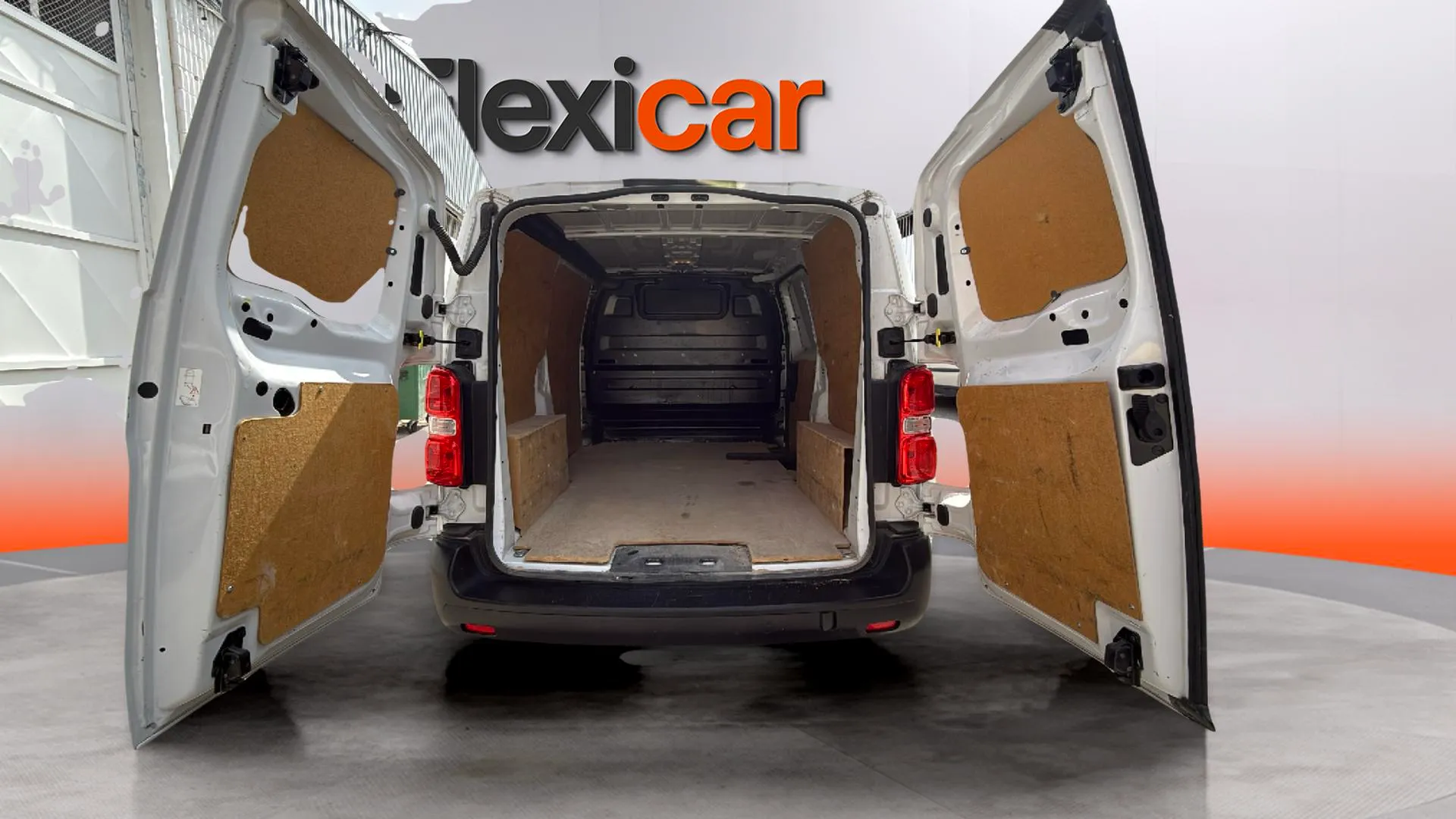 Fiat Scudo Furgón L2 MT5 - foto 21
