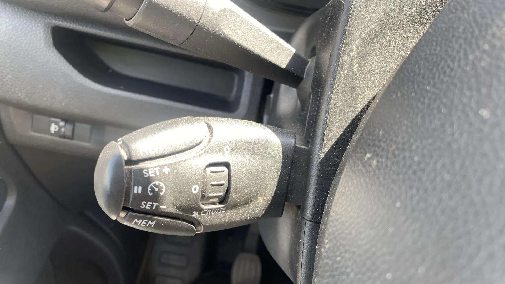 Fiat Scudo Furgón L2 MT5 - foto 14