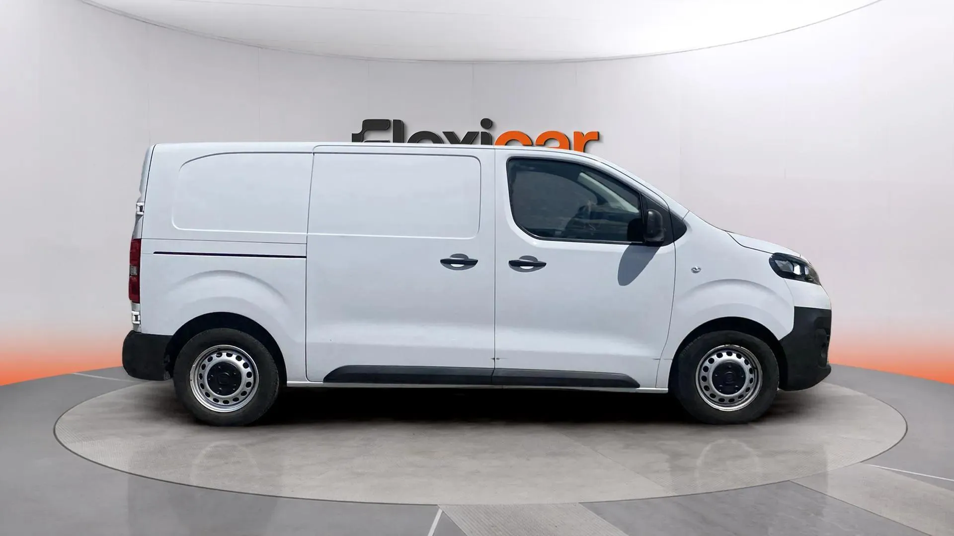 Fiat Scudo Furgón L2 MT5 - foto 8