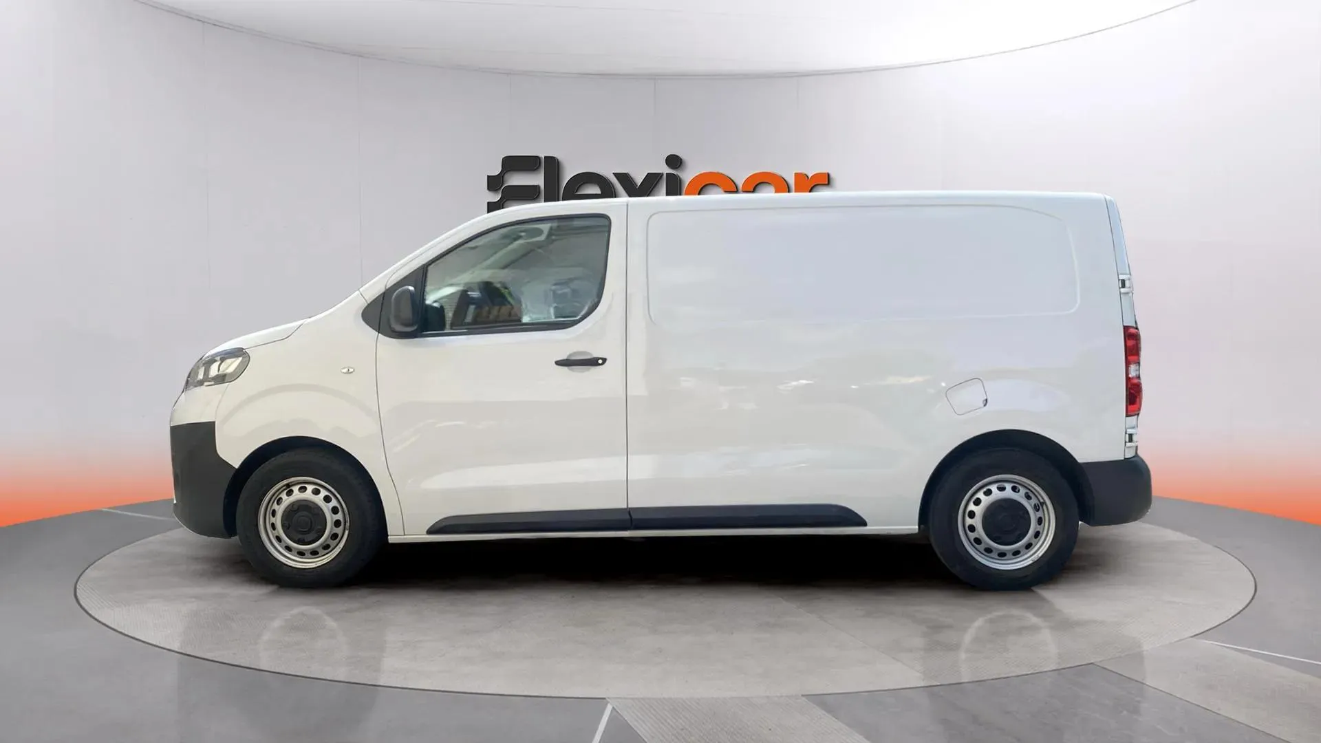 Fiat Scudo Furgón L2 MT5 - foto 4