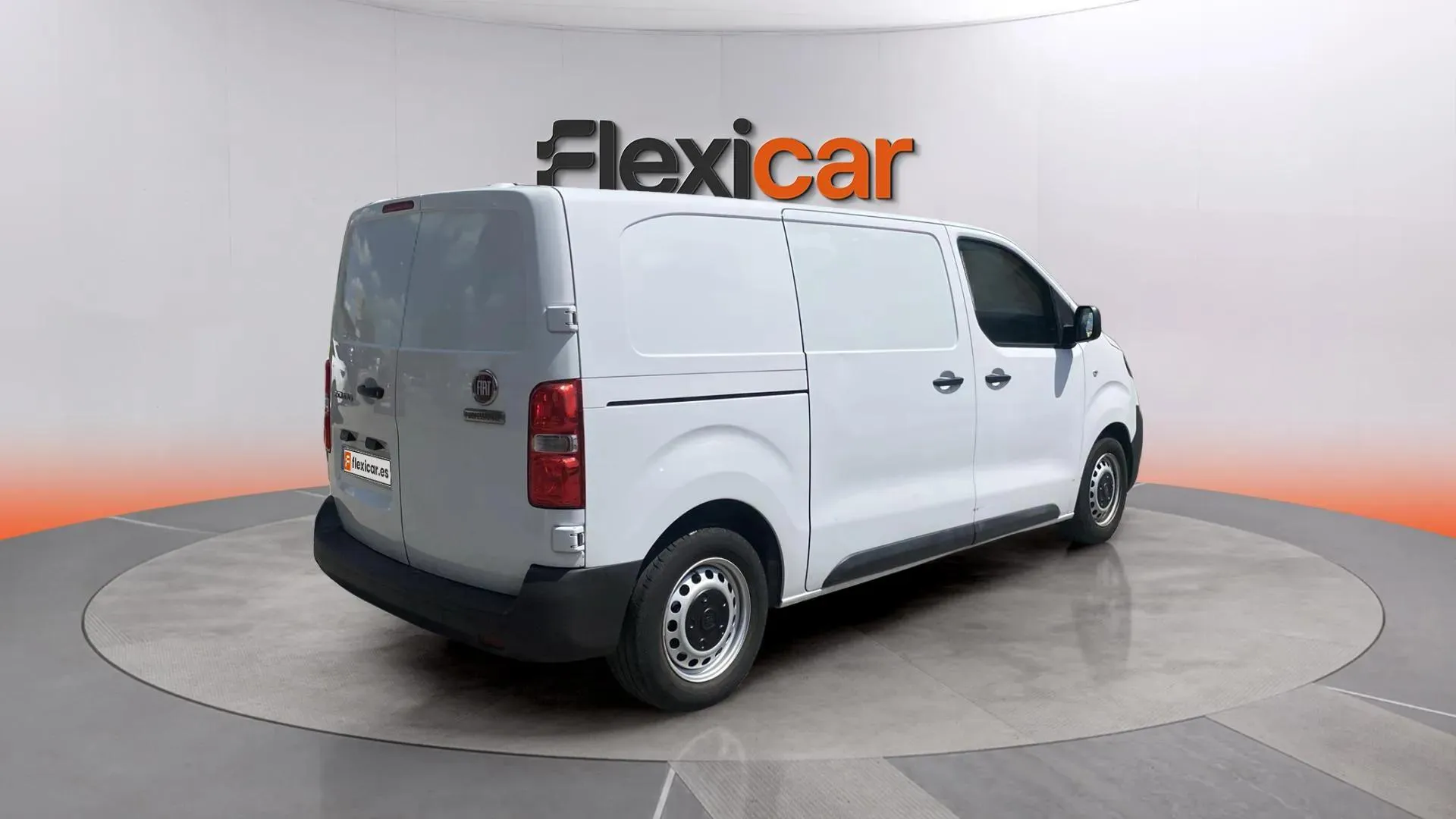 Fiat Scudo Furgón L2 MT5 - foto 7