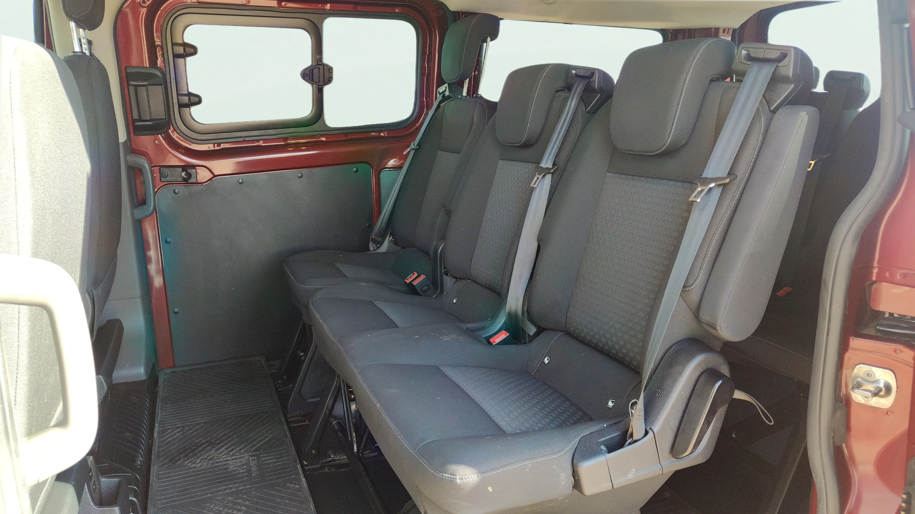 Ford Tourneo Custom 2.0 EcoBoost Hybr L1 Titanium - foto 13