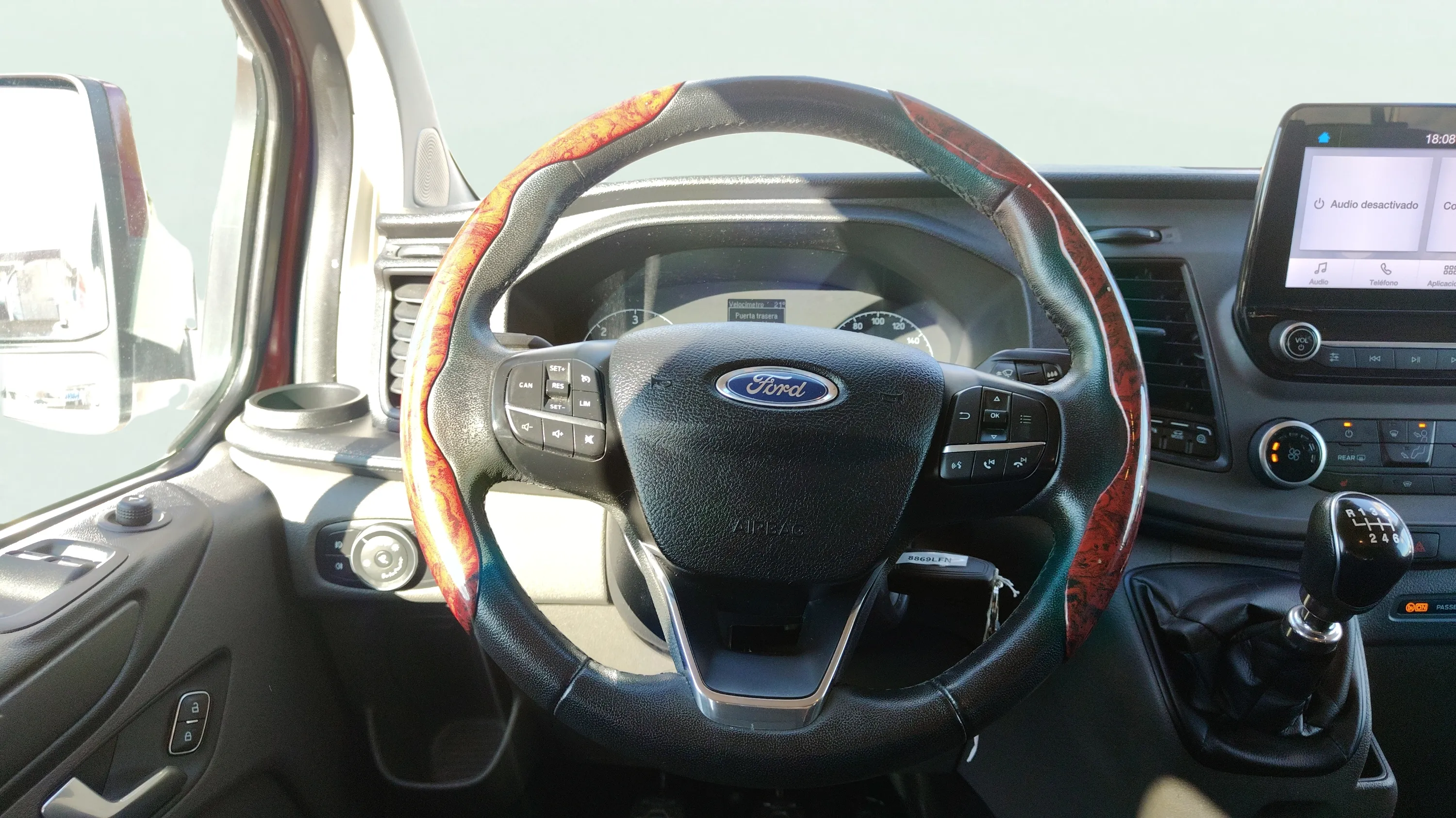 Ford Tourneo Custom 2.0 EcoBoost Hybr L1 Titanium - foto 11