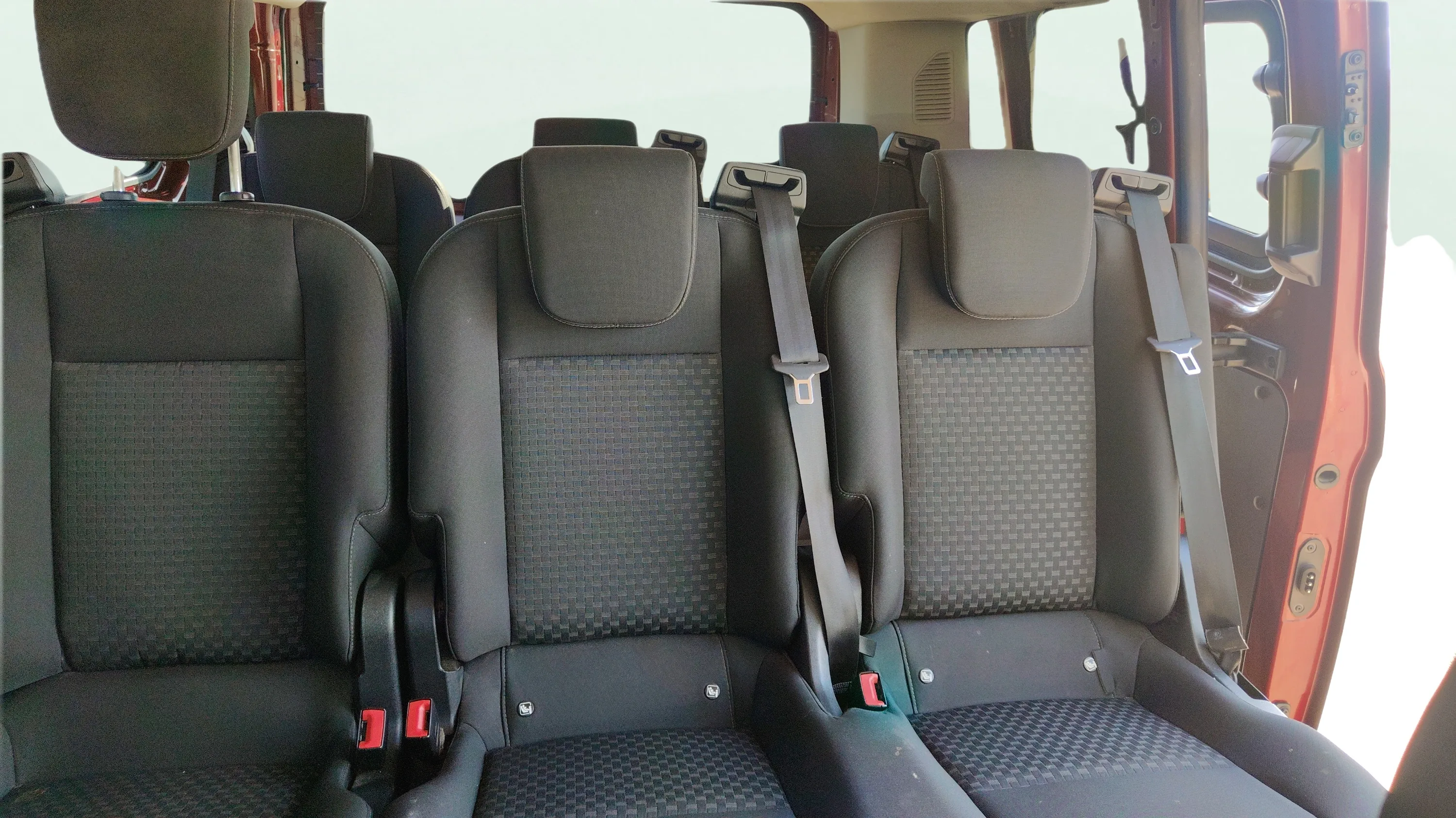 Ford Tourneo Custom 2.0 EcoBoost Hybr L1 Titanium - foto 15