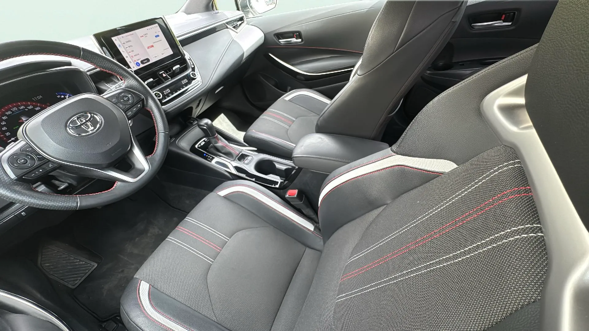 Toyota Corolla 2.0 180H GR-Sport E-CVT - foto 10