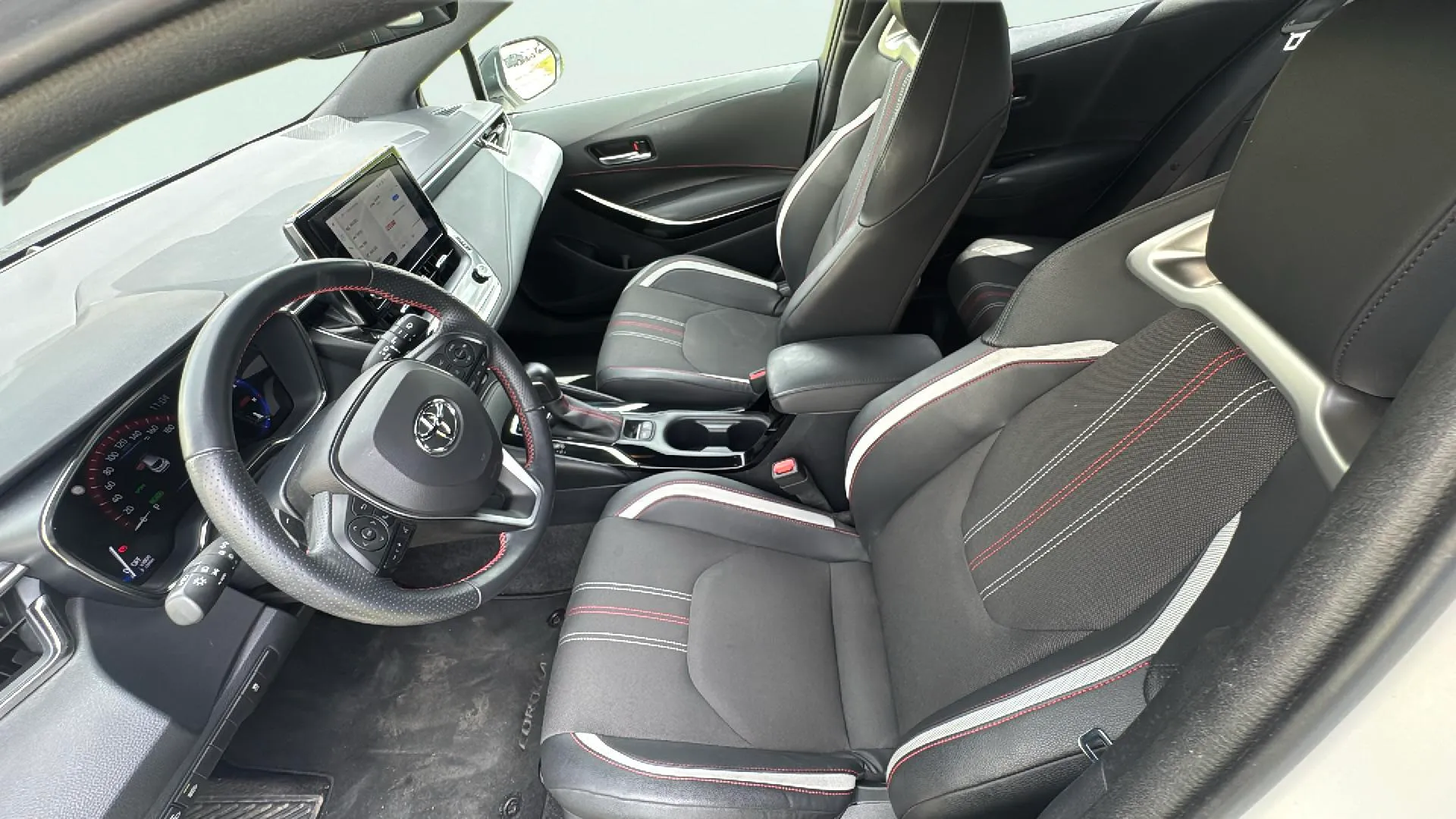 Toyota Corolla 2.0 180H GR-Sport E-CVT - foto 7