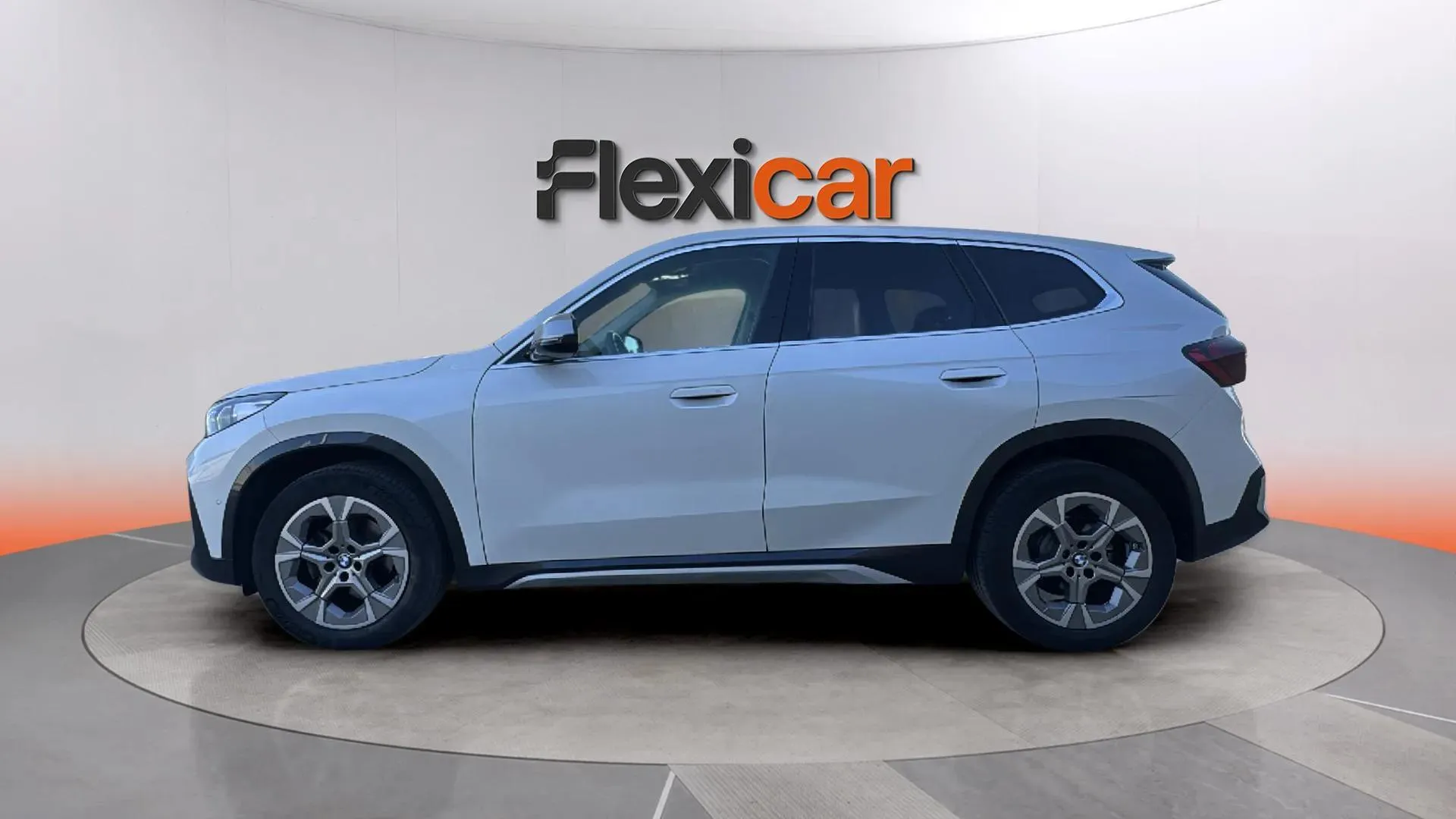 BMW X1 sDrive18d - foto 4