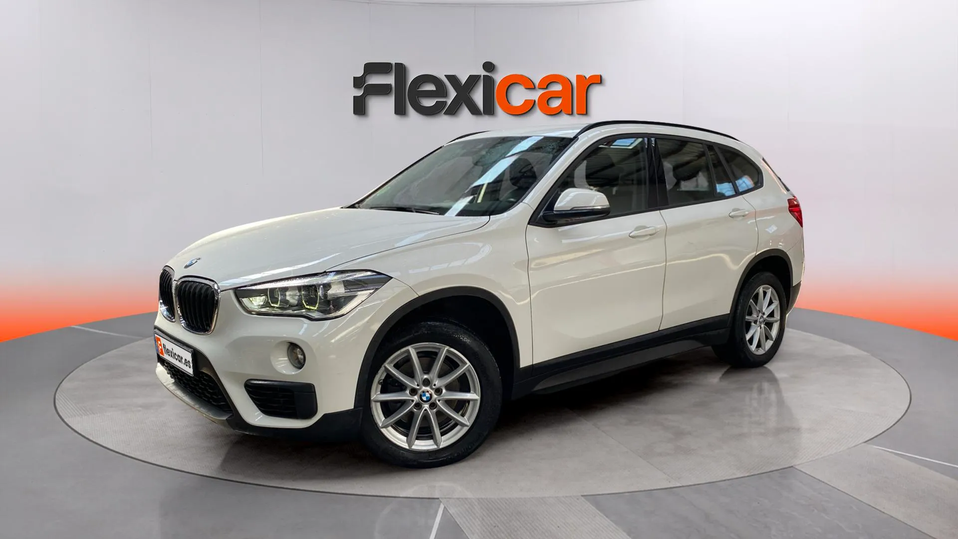 BMW X1 sDrive18d - foto 3