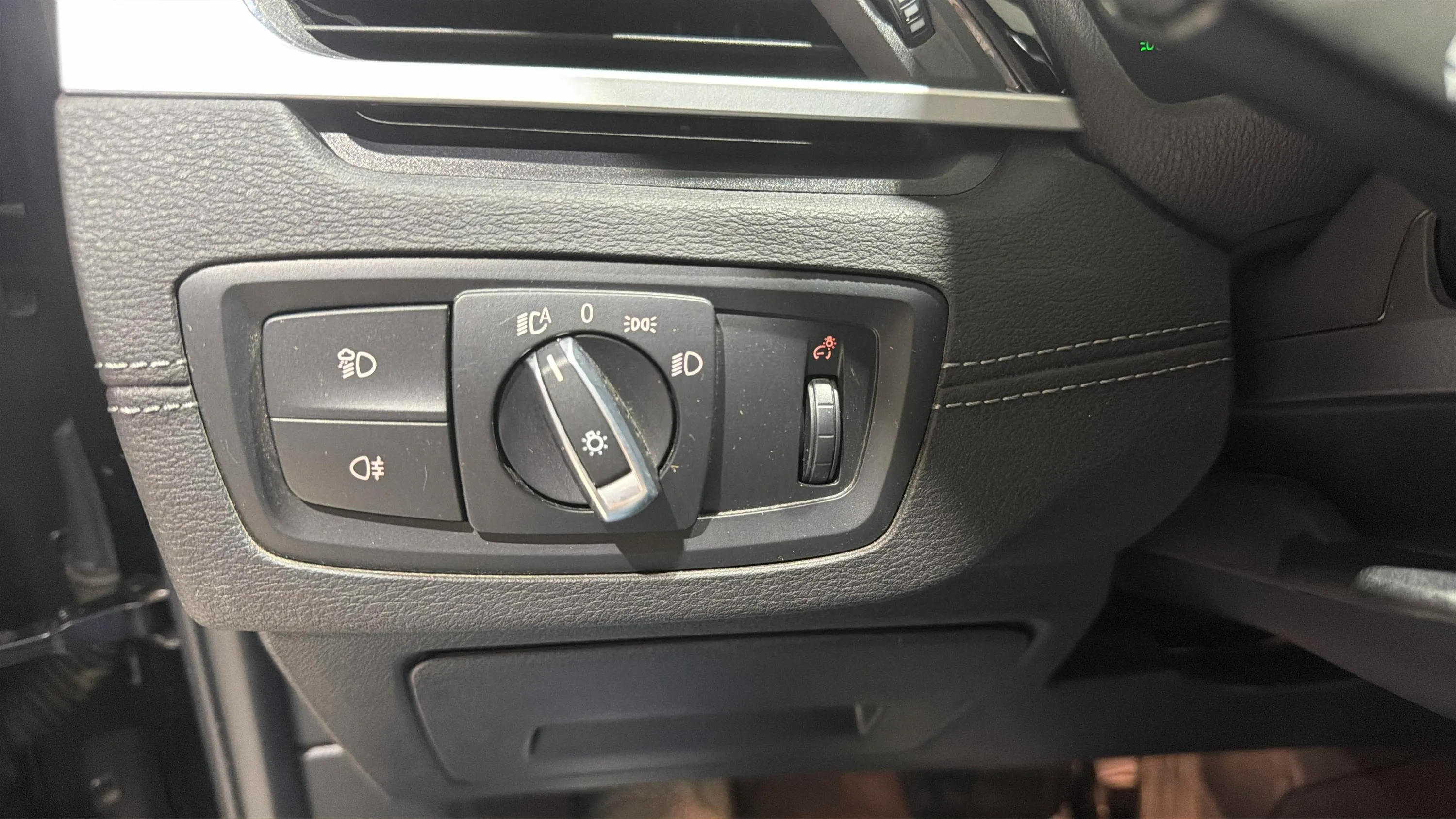BMW X2 sDrive18i - foto 16