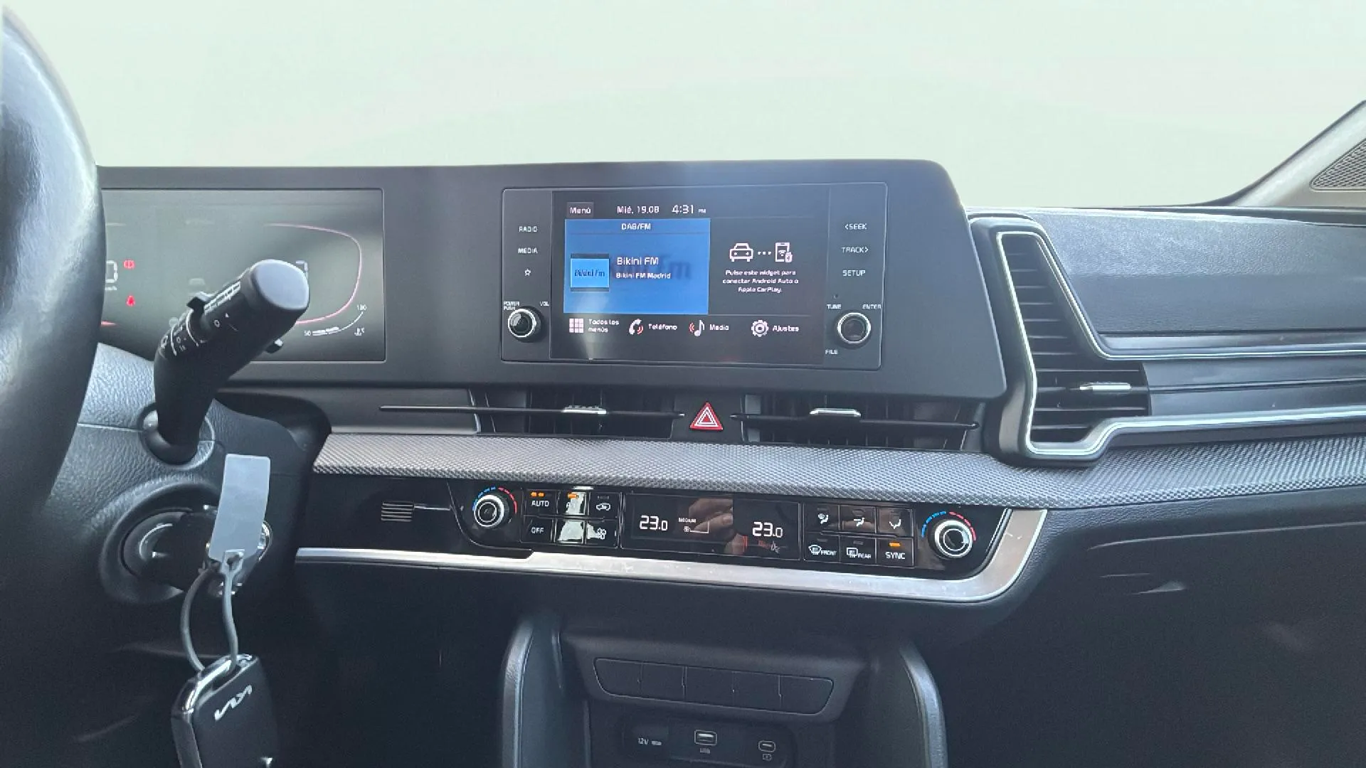Kia Sportage 1.6 T-GDi Concept 4x2 - foto 11
