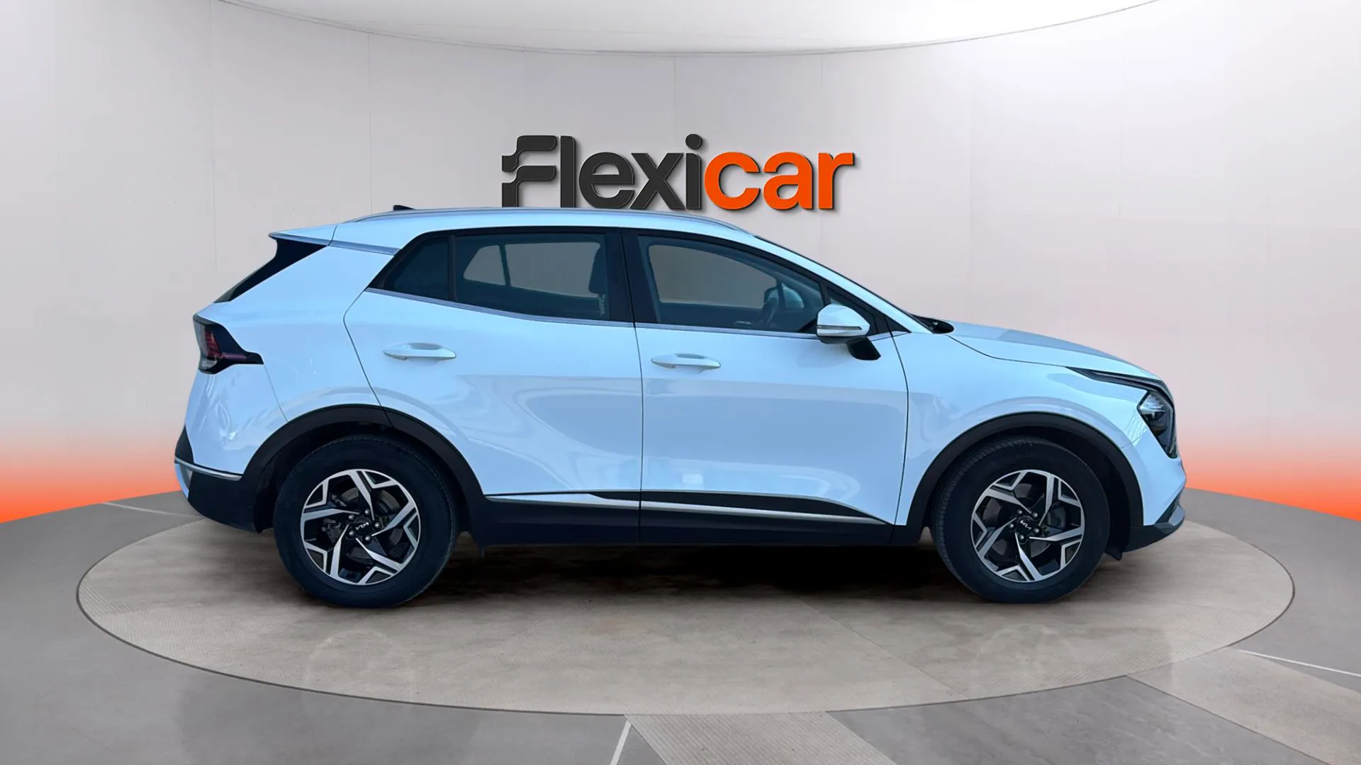 Kia Sportage 1.6 T-GDi Concept 4x2 - foto 8