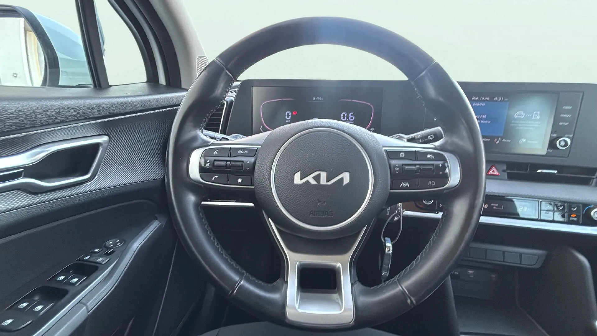 Kia Sportage 1.6 T-GDi Concept 4x2 - foto 12
