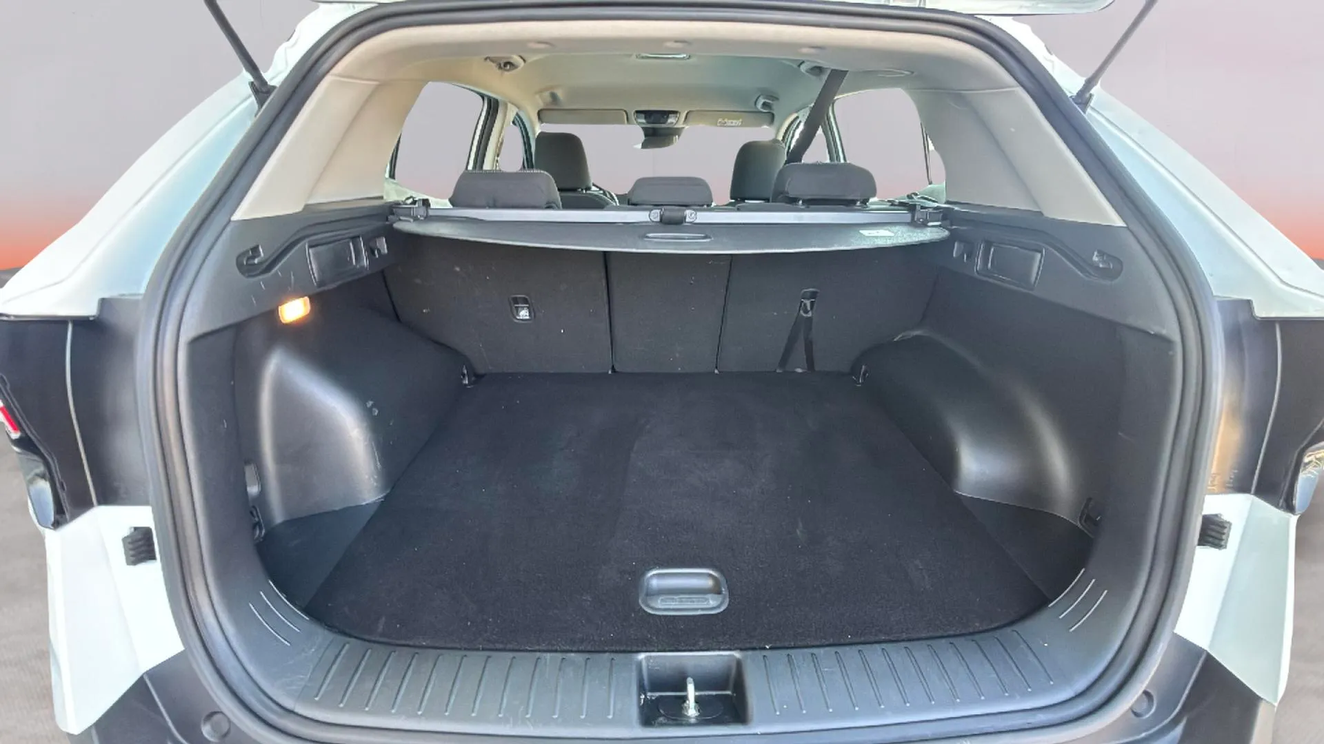 Kia Sportage 1.6 T-GDi Concept 4x2 - foto 9