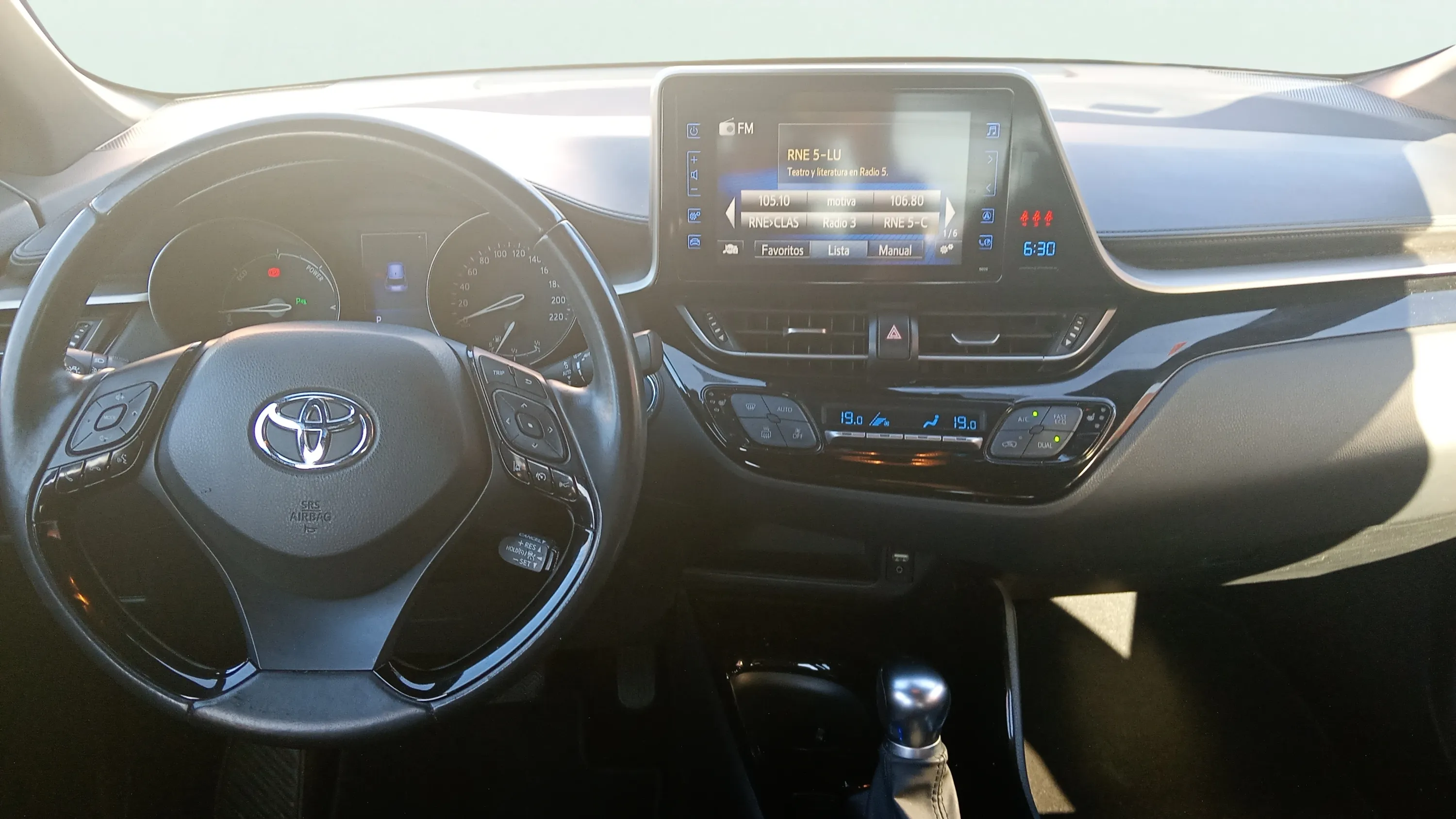 Toyota C-HR 1.8 125H Advance - foto 10