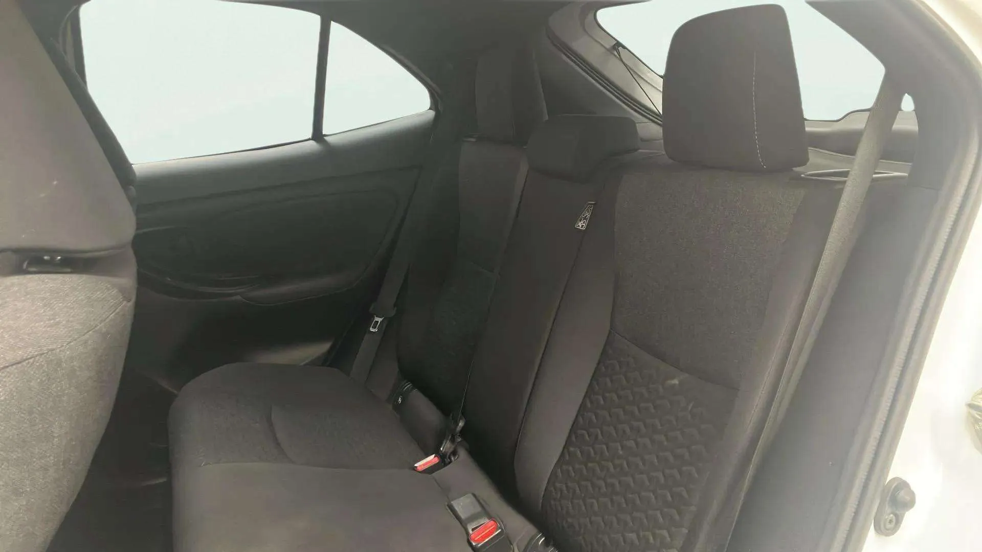 Toyota Yaris Cross 1.5 120H Active Tech Pack Connect - foto 10