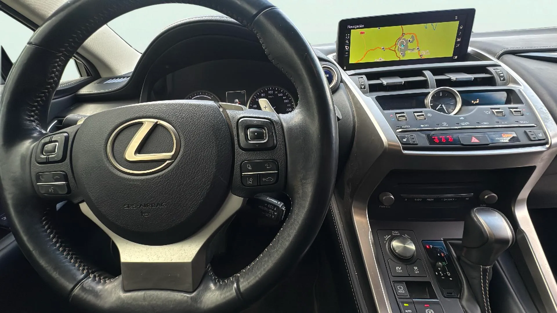 Lexus NX 2.5 300h Business 2WD - foto 16