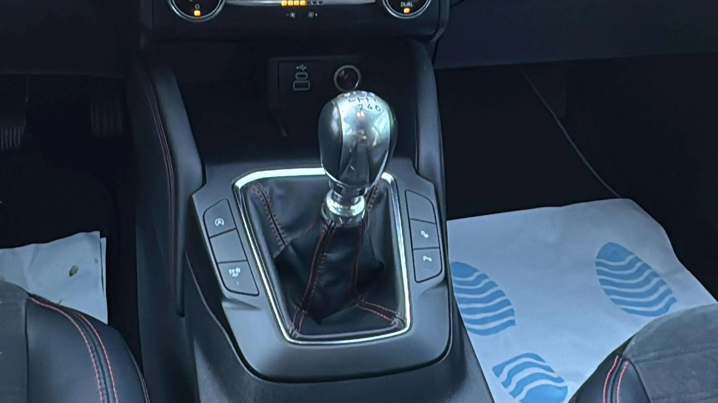 Ford Kuga ST-Line 1.5T EcoBoost - foto 21