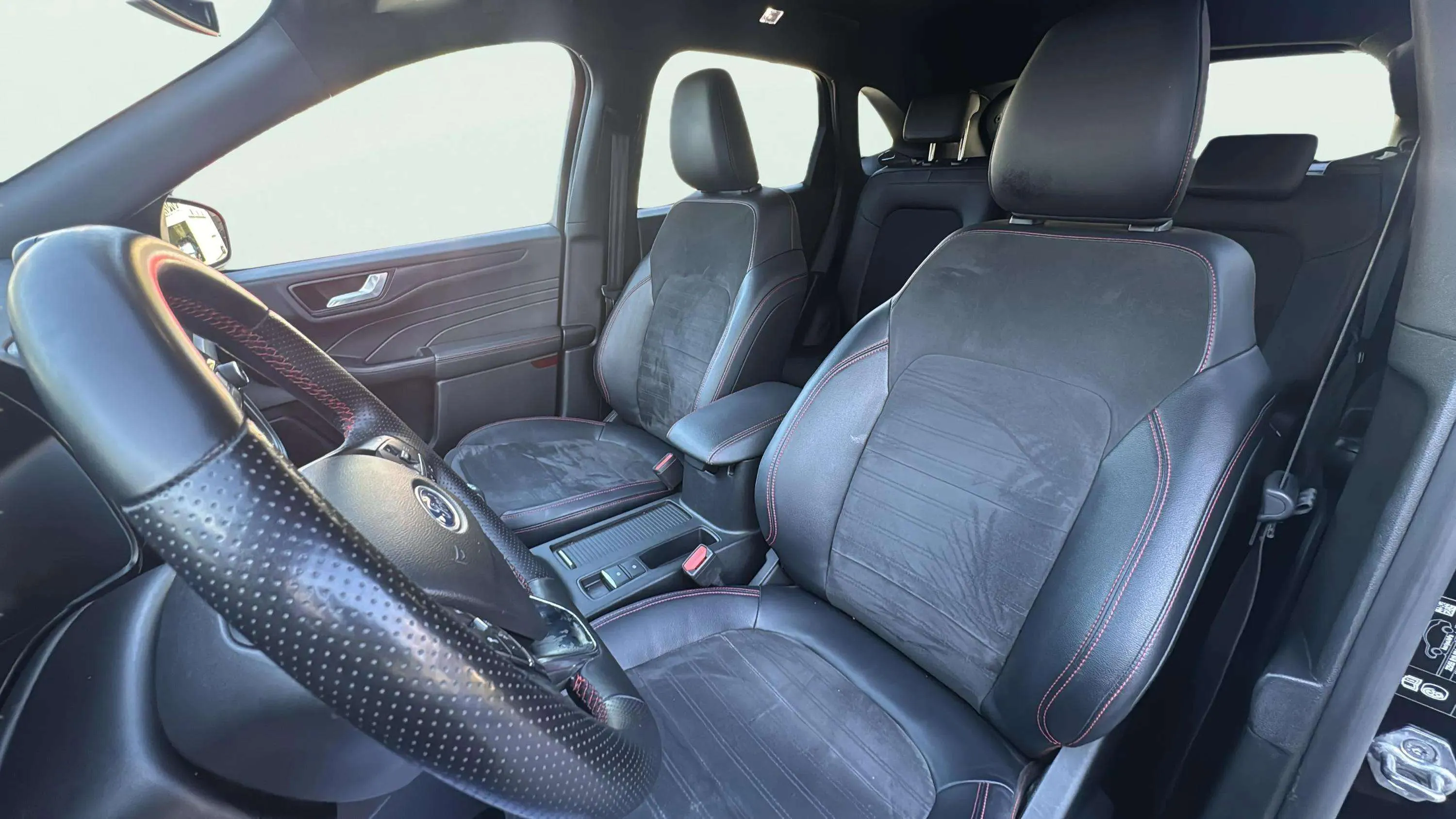 Ford Kuga ST-Line 1.5T EcoBoost - foto 22